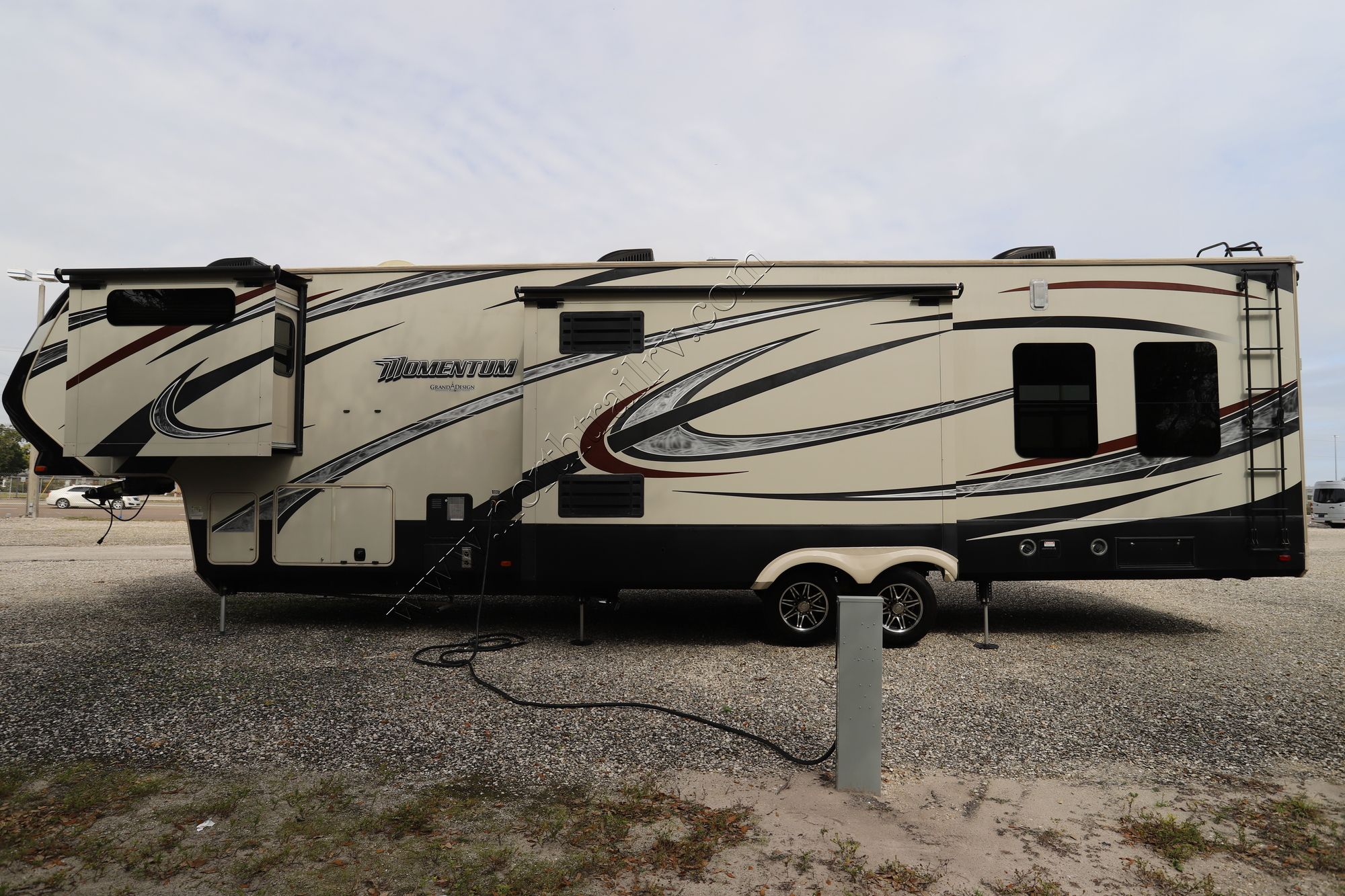 Used 2015 Grand Design Momentum 380TH Fifth Wheel  For Sale