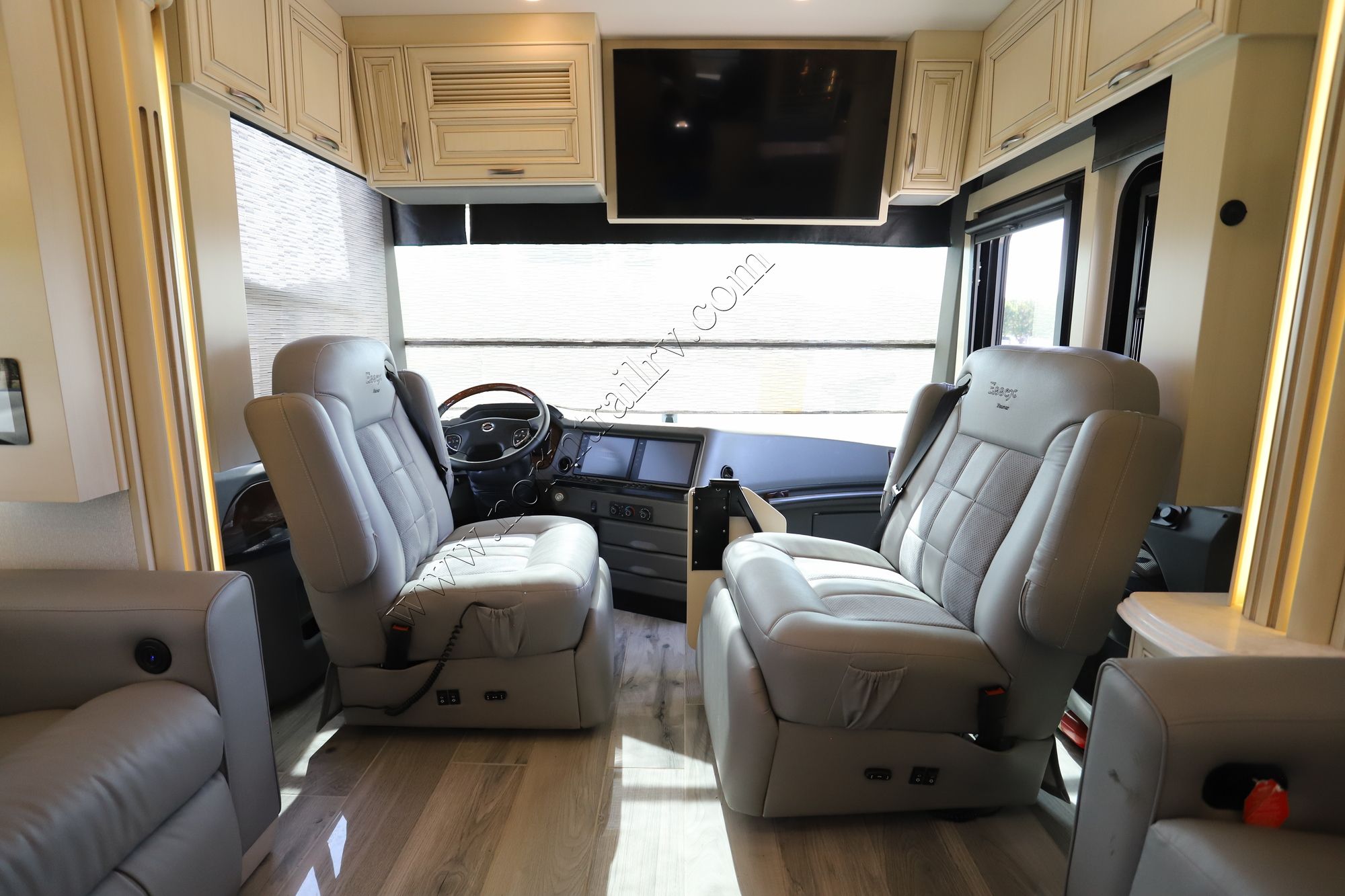 New 2022 Newmar Essex 4533 Class A  For Sale
