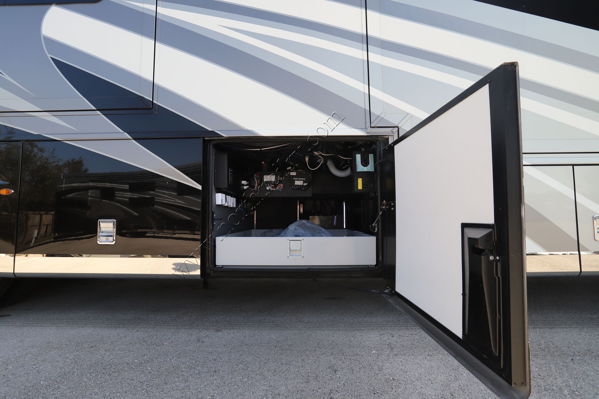 New 2022 Newmar Essex 4533 Class A  For Sale