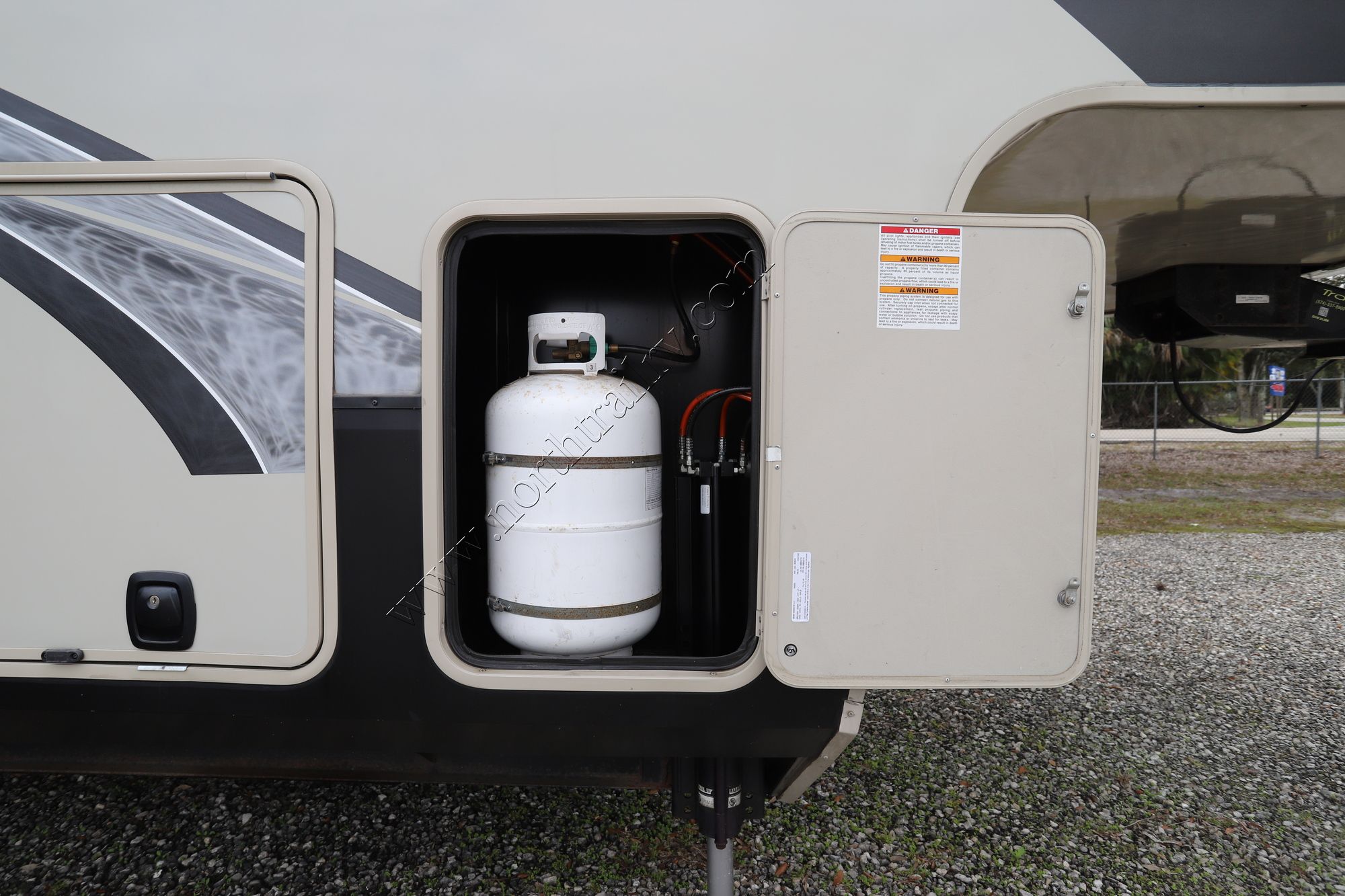 Used 2015 Grand Design Momentum 380TH Fifth Wheel  For Sale