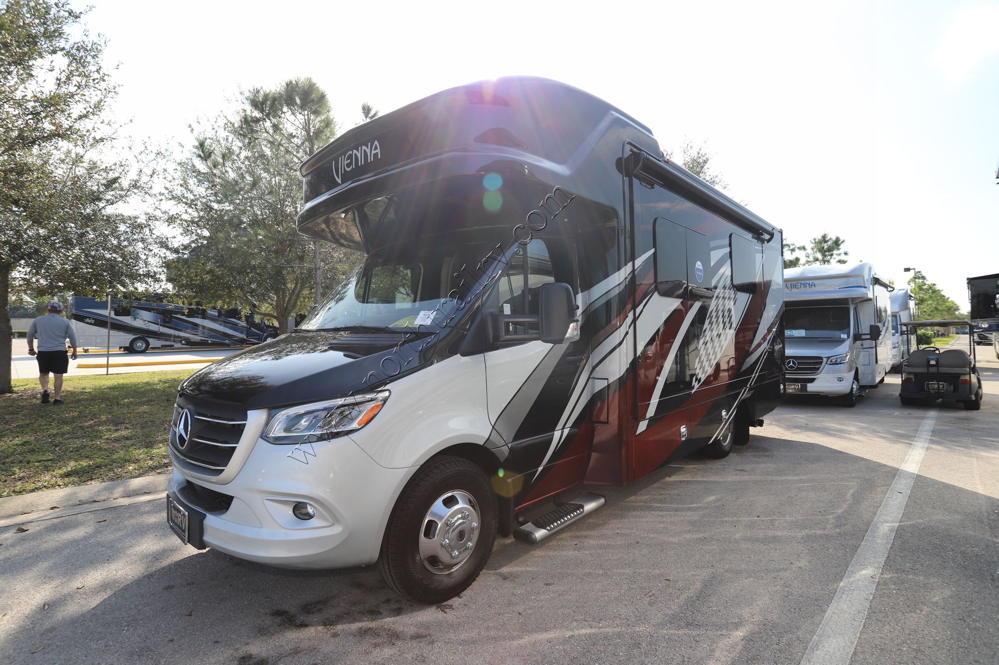 New 2022 Renegade Rv Vienna 25VRMC Class C  For Sale