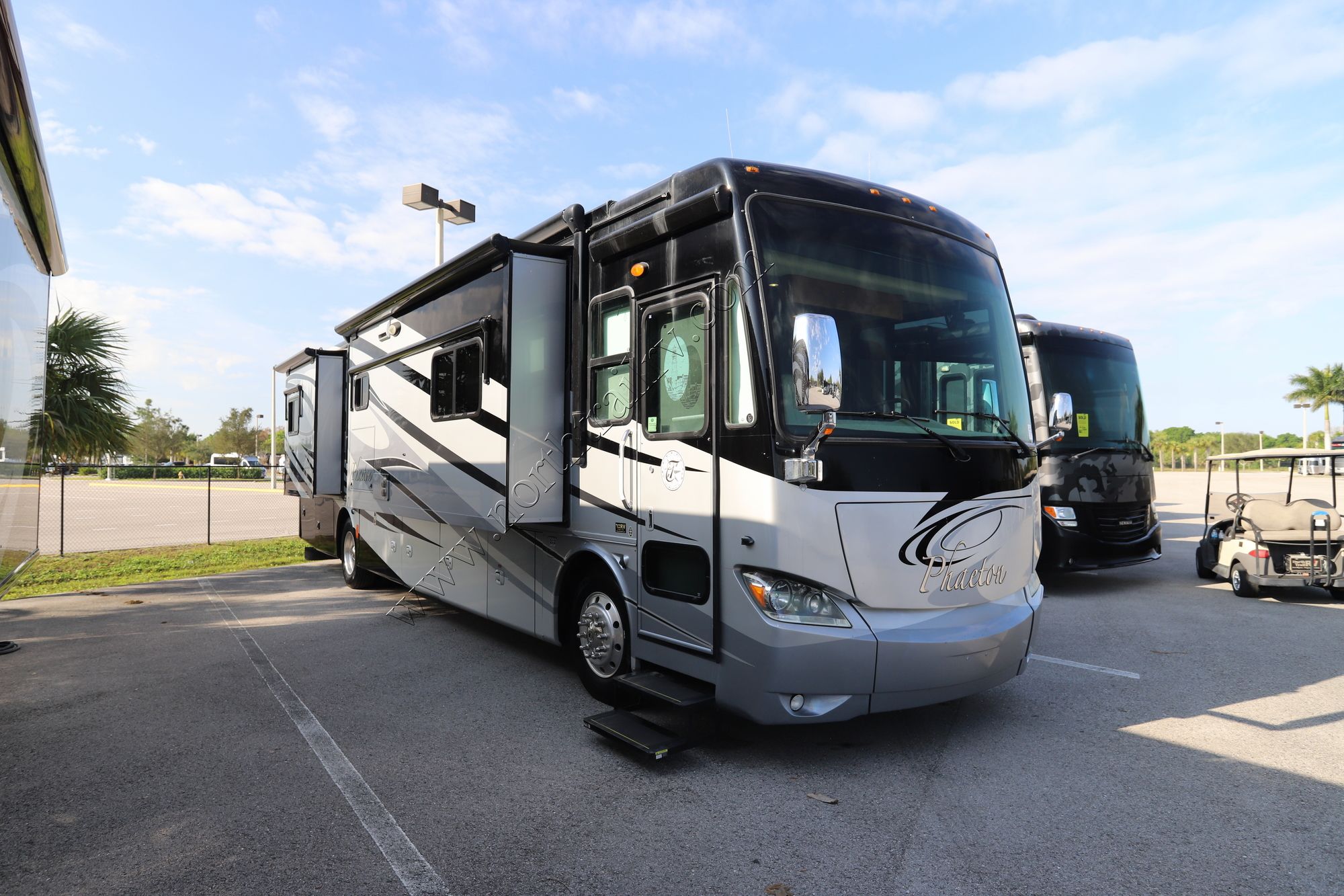 Used 2011 Tiffin Motor Homes Phaeton 40QTH Class A  For Sale
