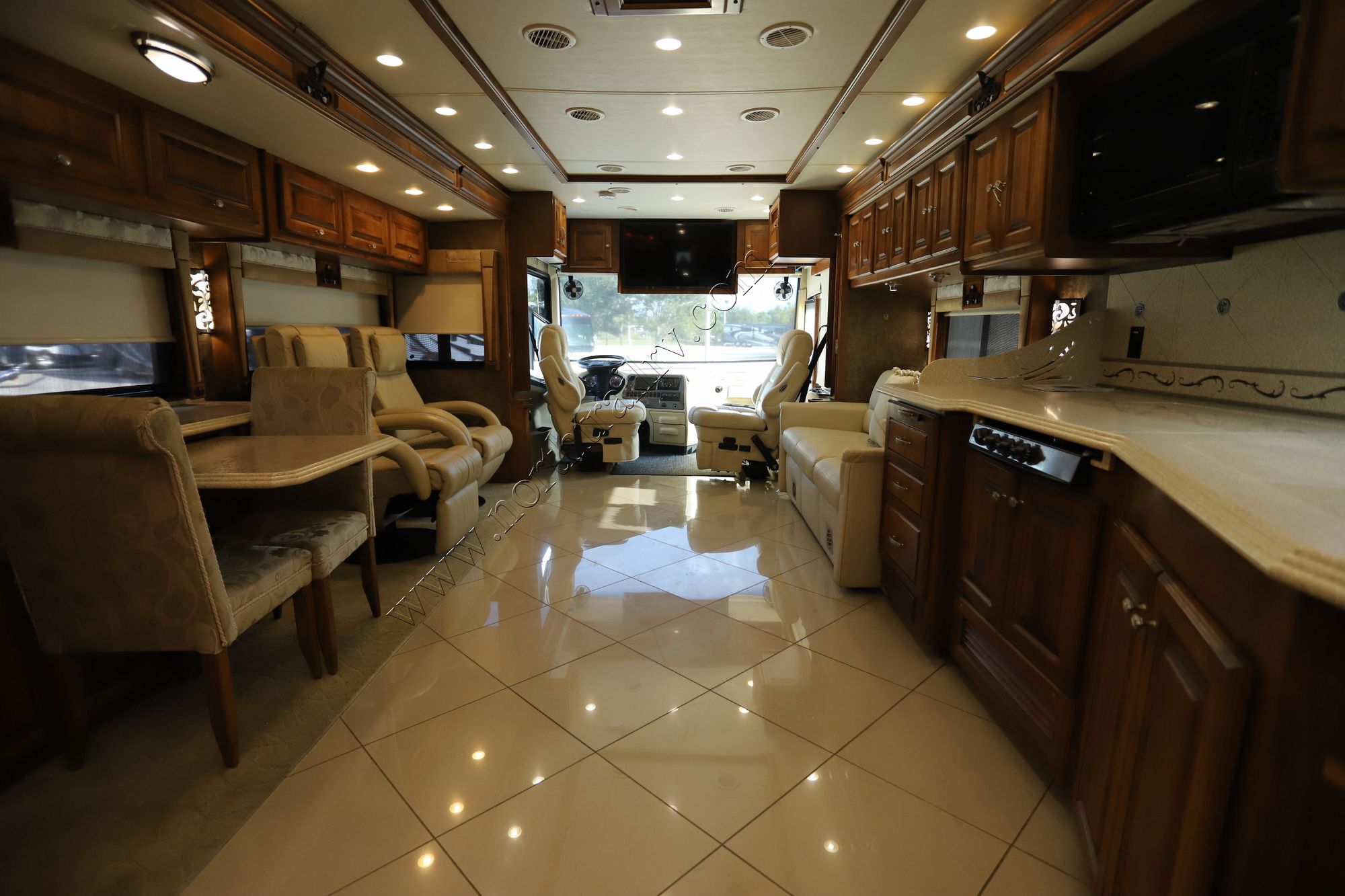 Used 2011 Tiffin Motor Homes Phaeton 40QTH Class A  For Sale