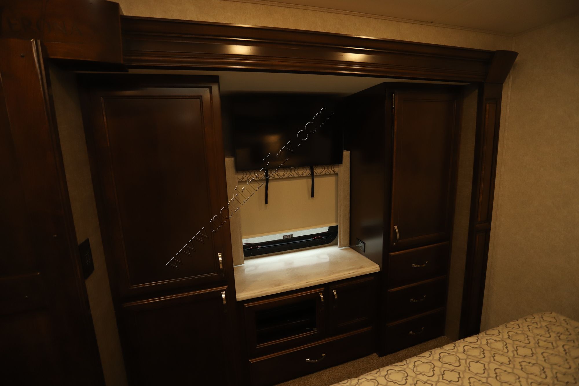 New 2022 Renegade Rv Verona 40VBH Super C  For Sale