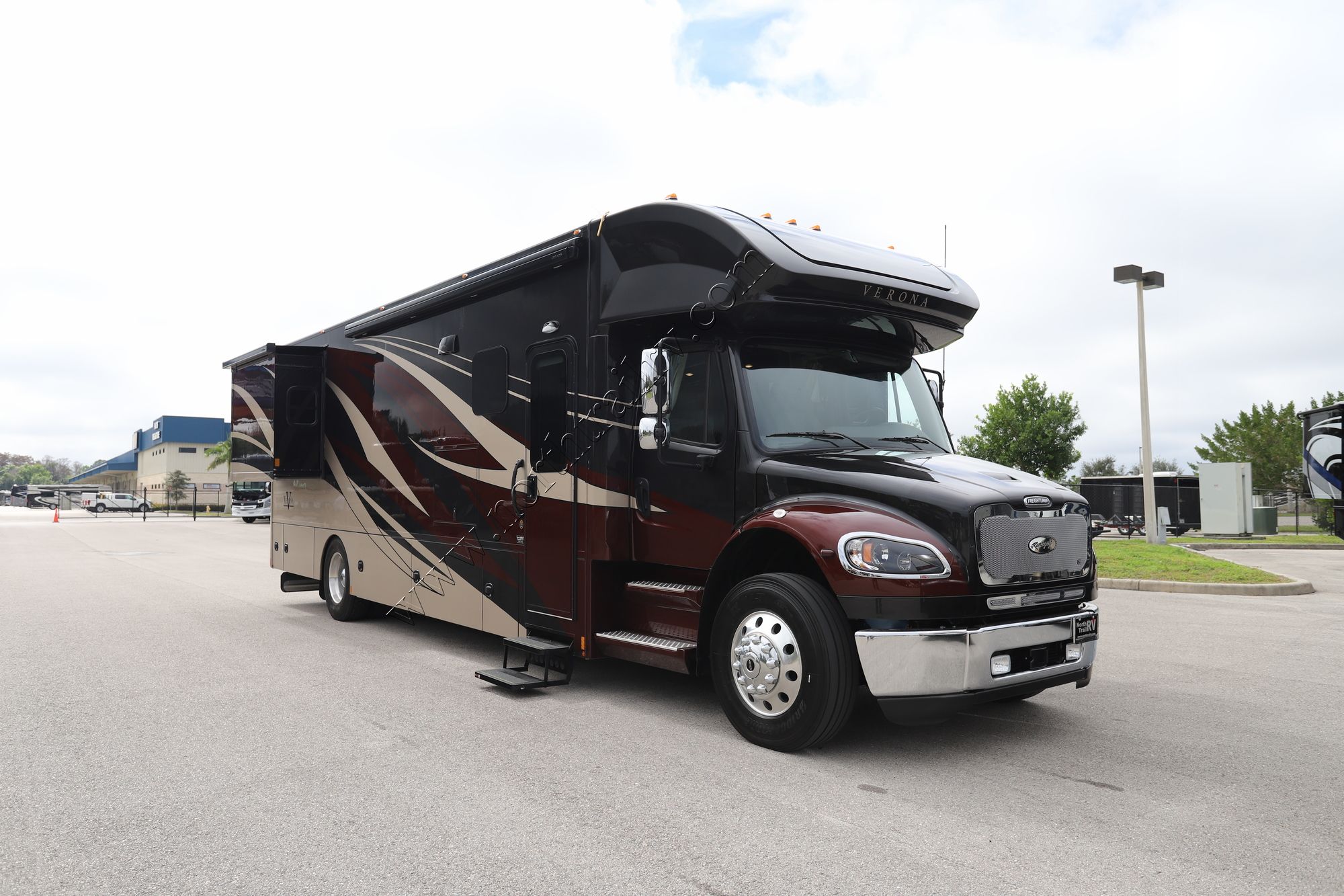 New 2022 Renegade Rv Verona 36VSB Super C  For Sale