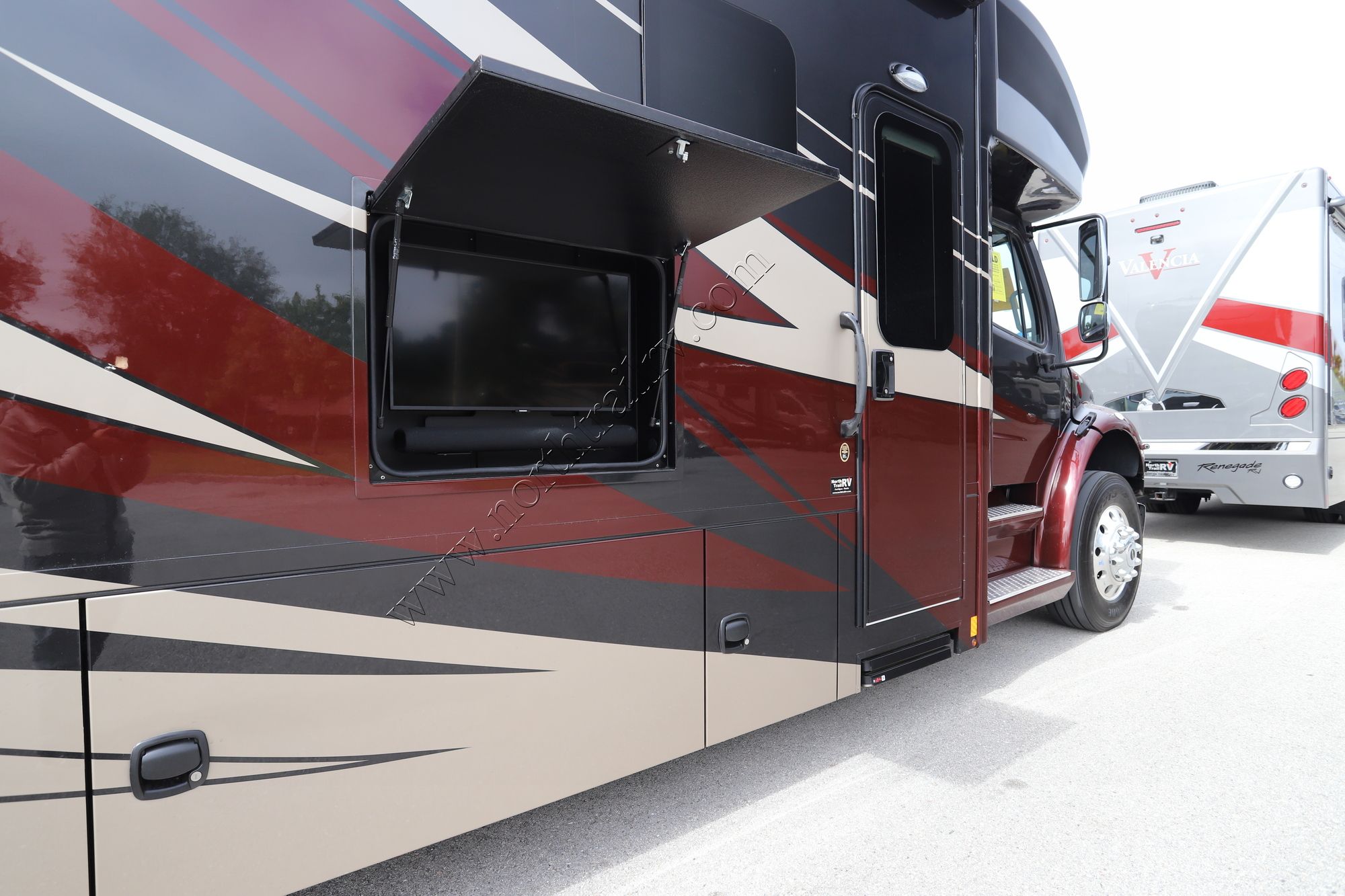 New 2022 Renegade Rv Verona 36VSB Super C  For Sale