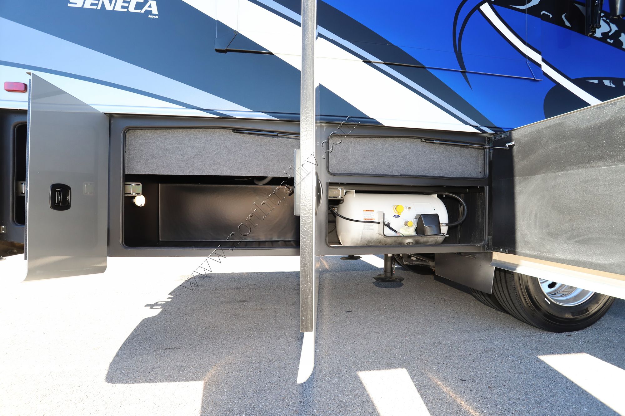 New 2022 Jayco Seneca 37K Super C  For Sale