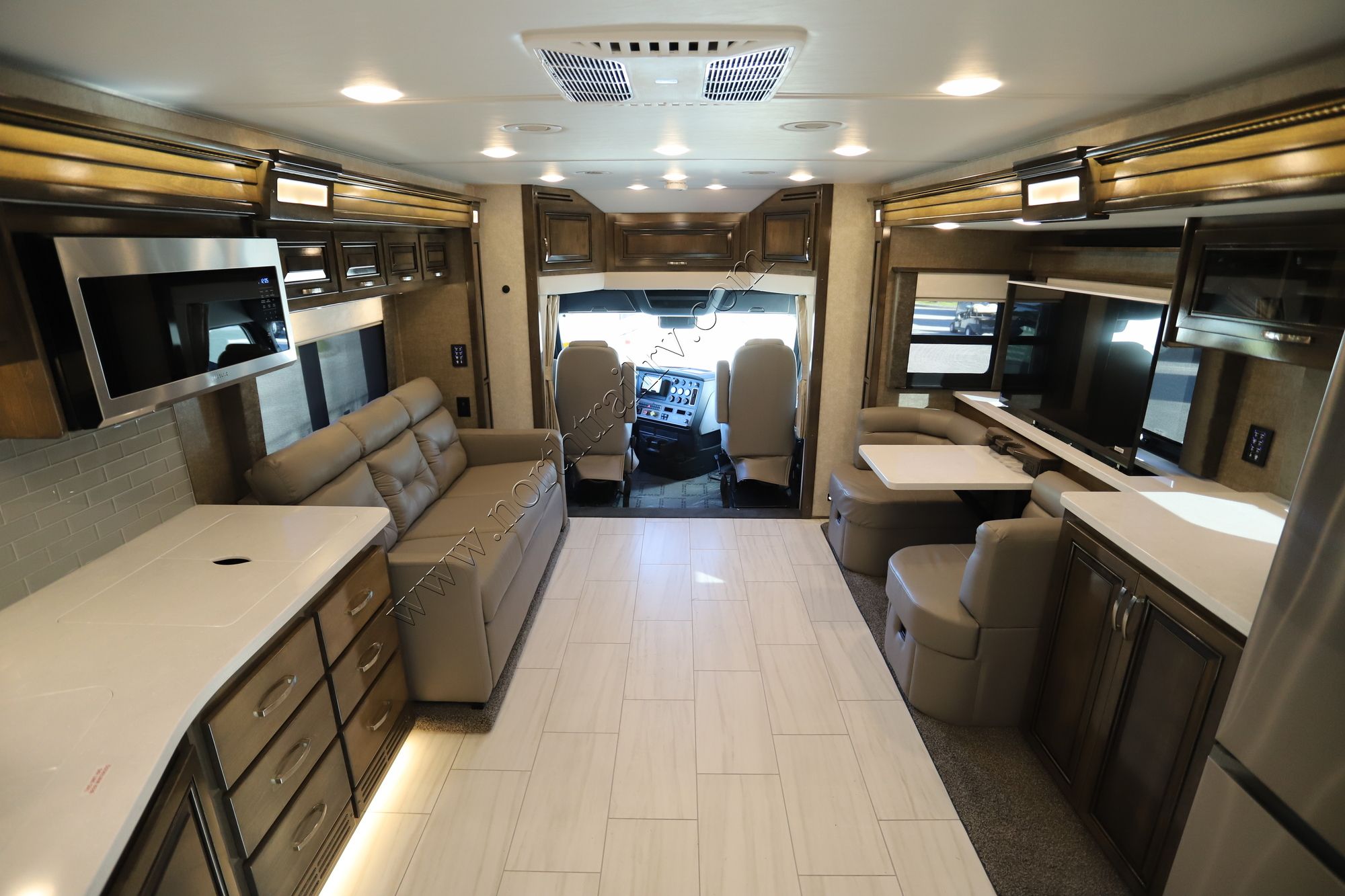 New 2022 Renegade Rv Explorer 38EMB Super C  For Sale