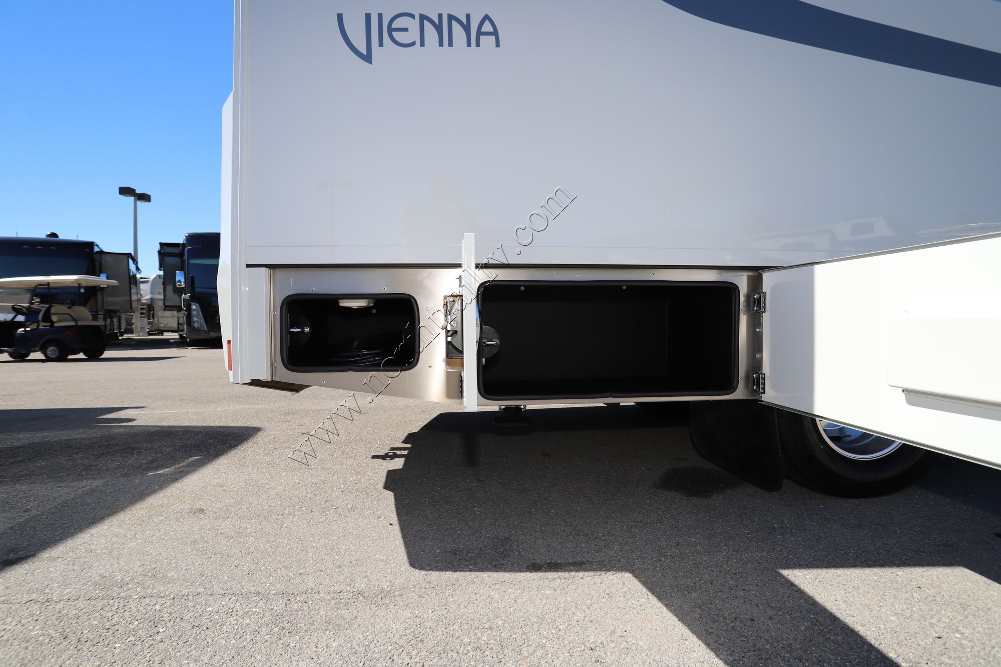 New 2022 Renegade Rv Vienna 25VTBN Class C  For Sale