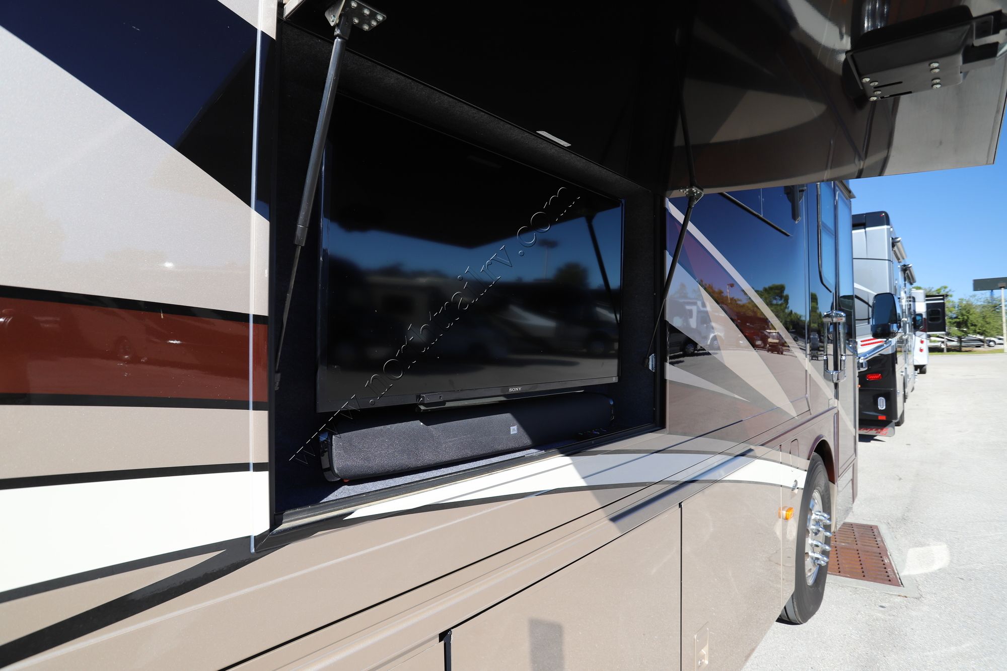 Used 2015 Newmar Mountain Aire 4553 Class A  For Sale