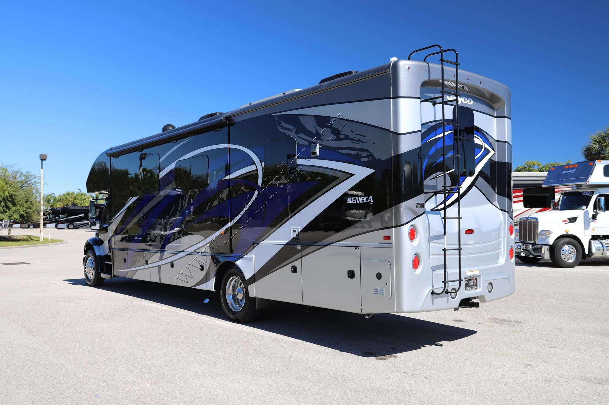 New 2022 Jayco Seneca 37K Super C  For Sale