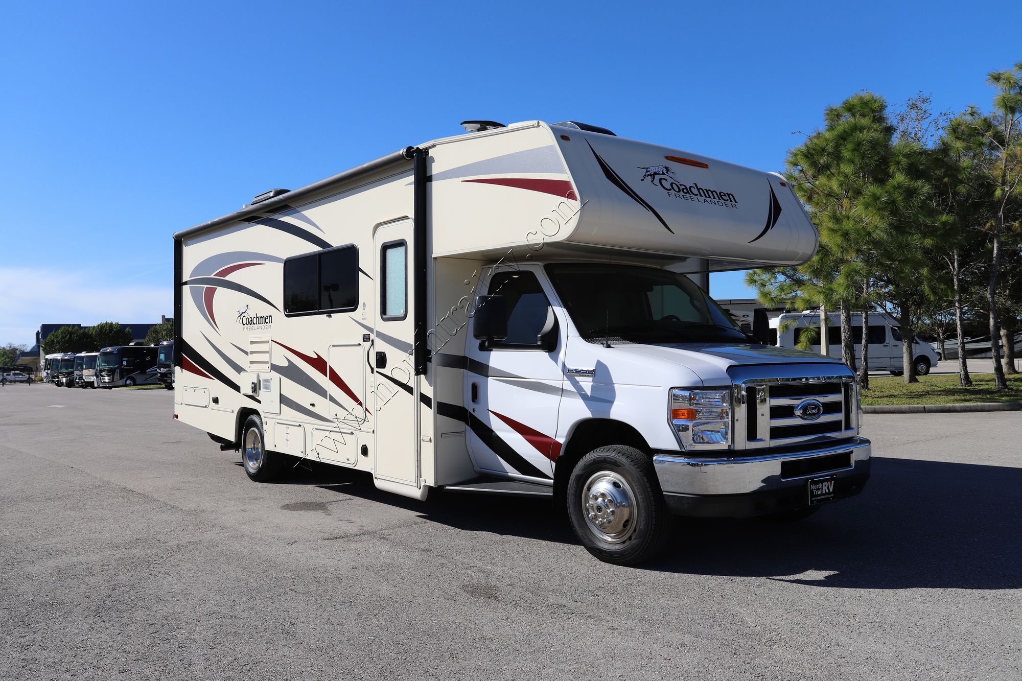 Used 2018 Coachmen Freelander 28BH Class C  For Sale