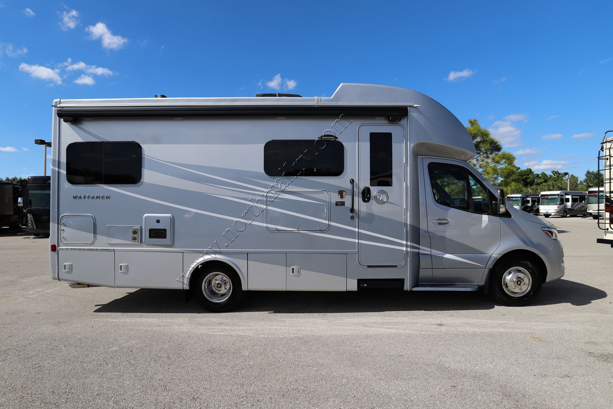 New 2022 Tiffin Motor Homes Wayfarer 25TW Class C  For Sale