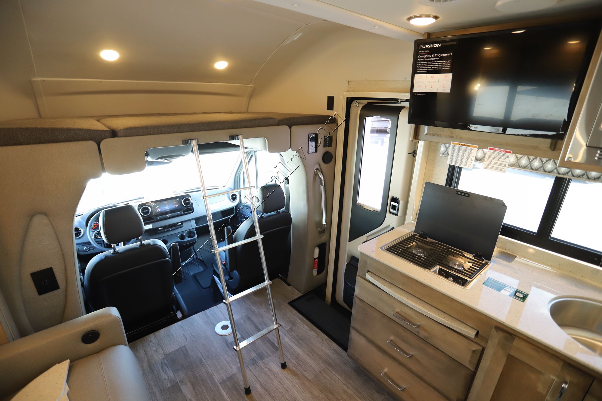 New 2022 Tiffin Motor Homes Wayfarer 25TW Class C  For Sale