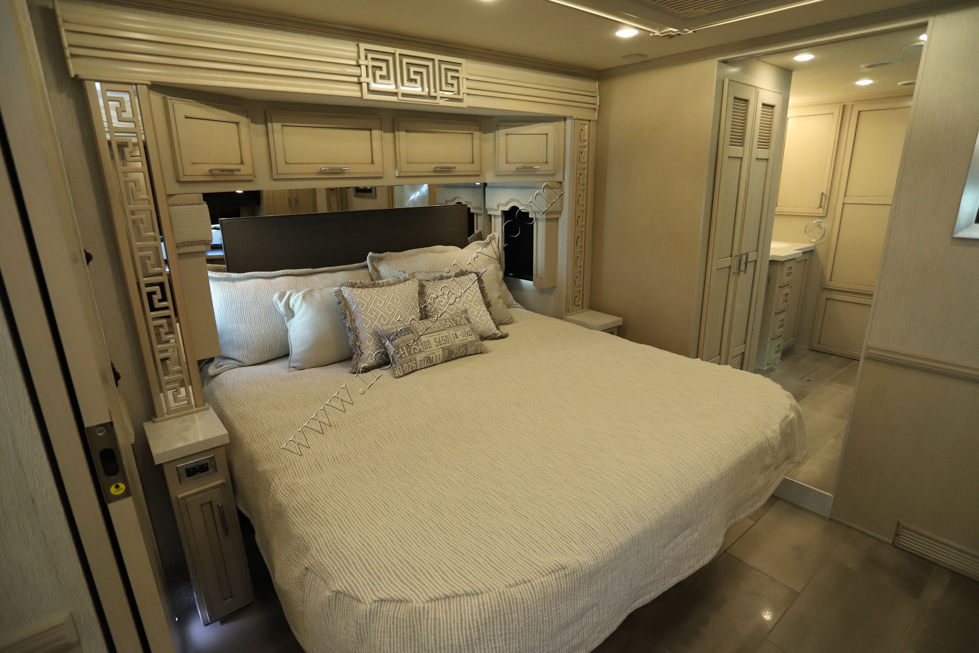 New 2022 Newmar Ventana 4369 Class A  For Sale