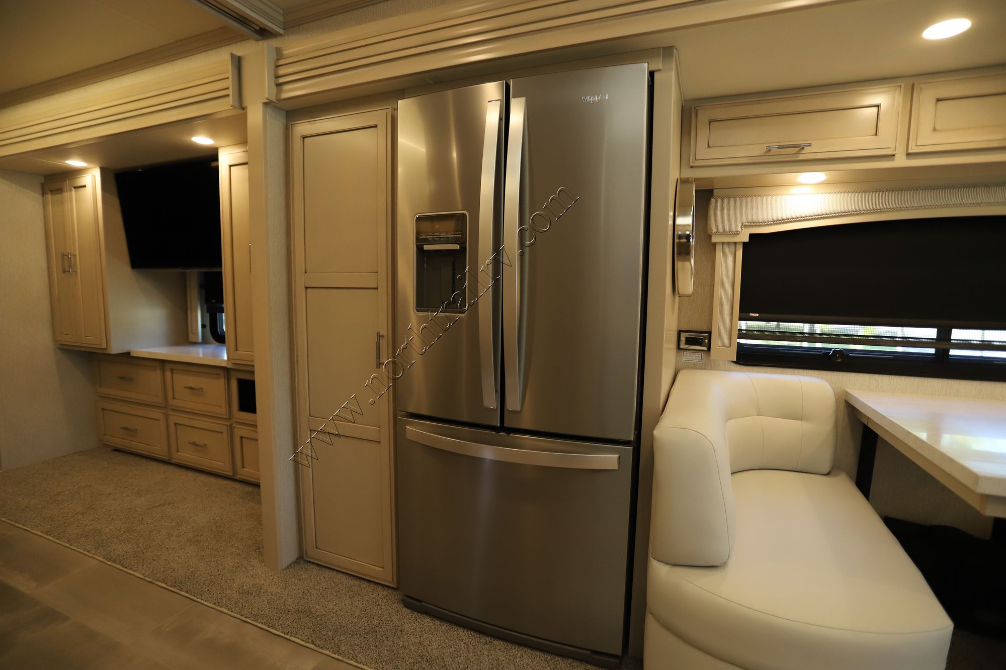 New 2022 Newmar Ventana 4369 Class A  For Sale