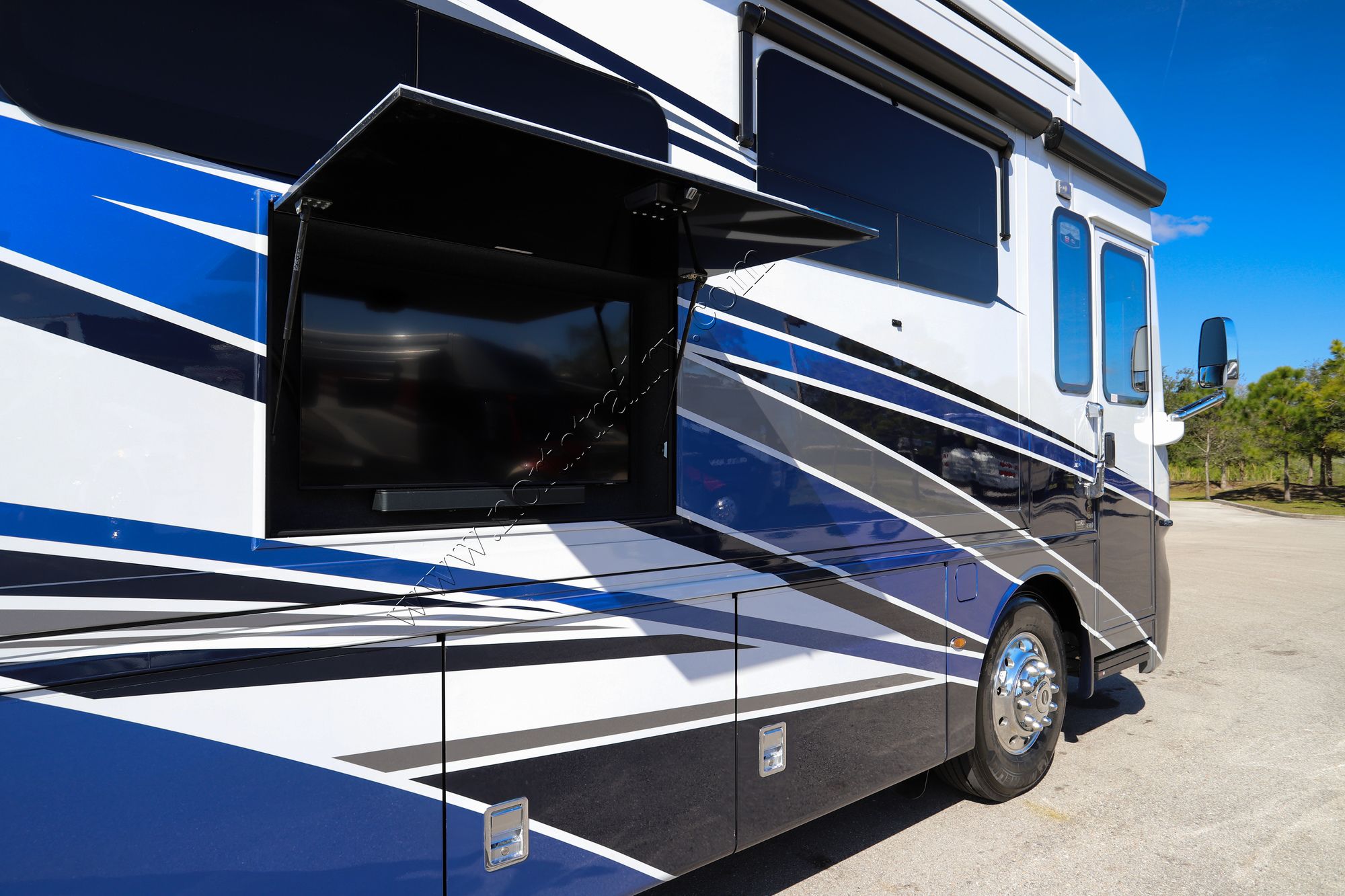 New 2022 Newmar Ventana 4369 Class A  For Sale