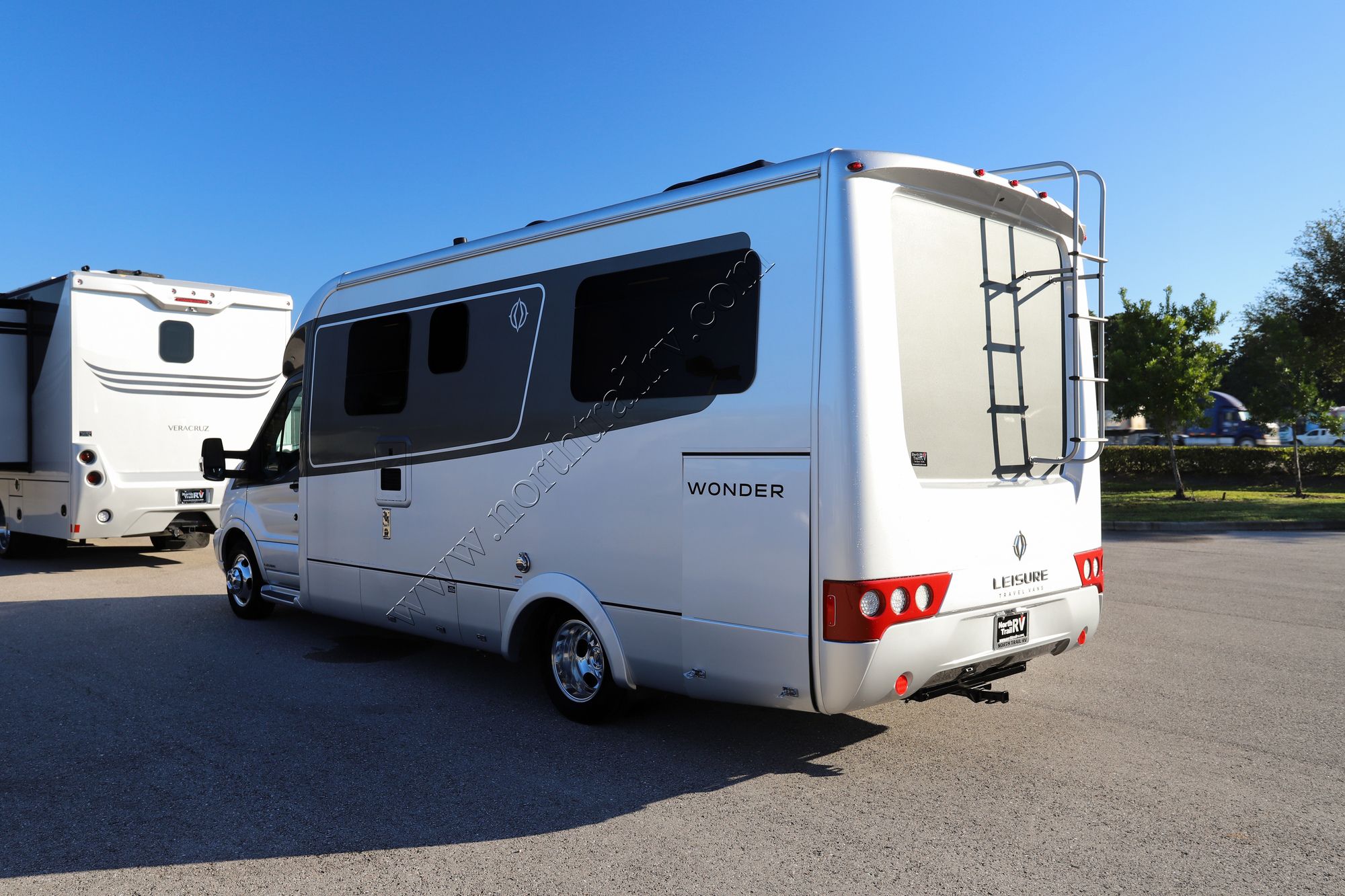 Used 2019 Leisure Van Wonder 24RTB Class B  For Sale