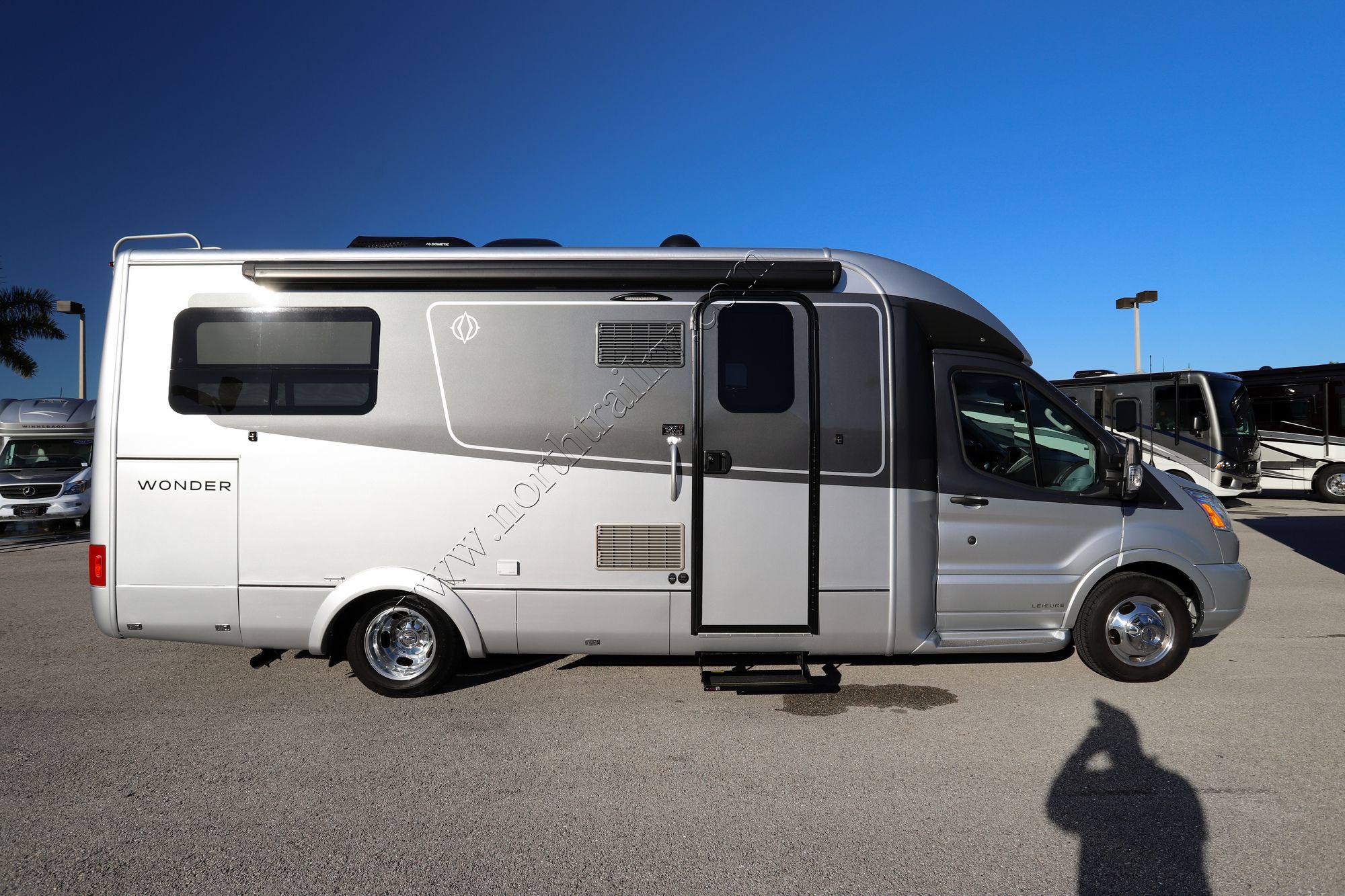 Used 2019 Leisure Van Wonder 24RTB Class B  For Sale