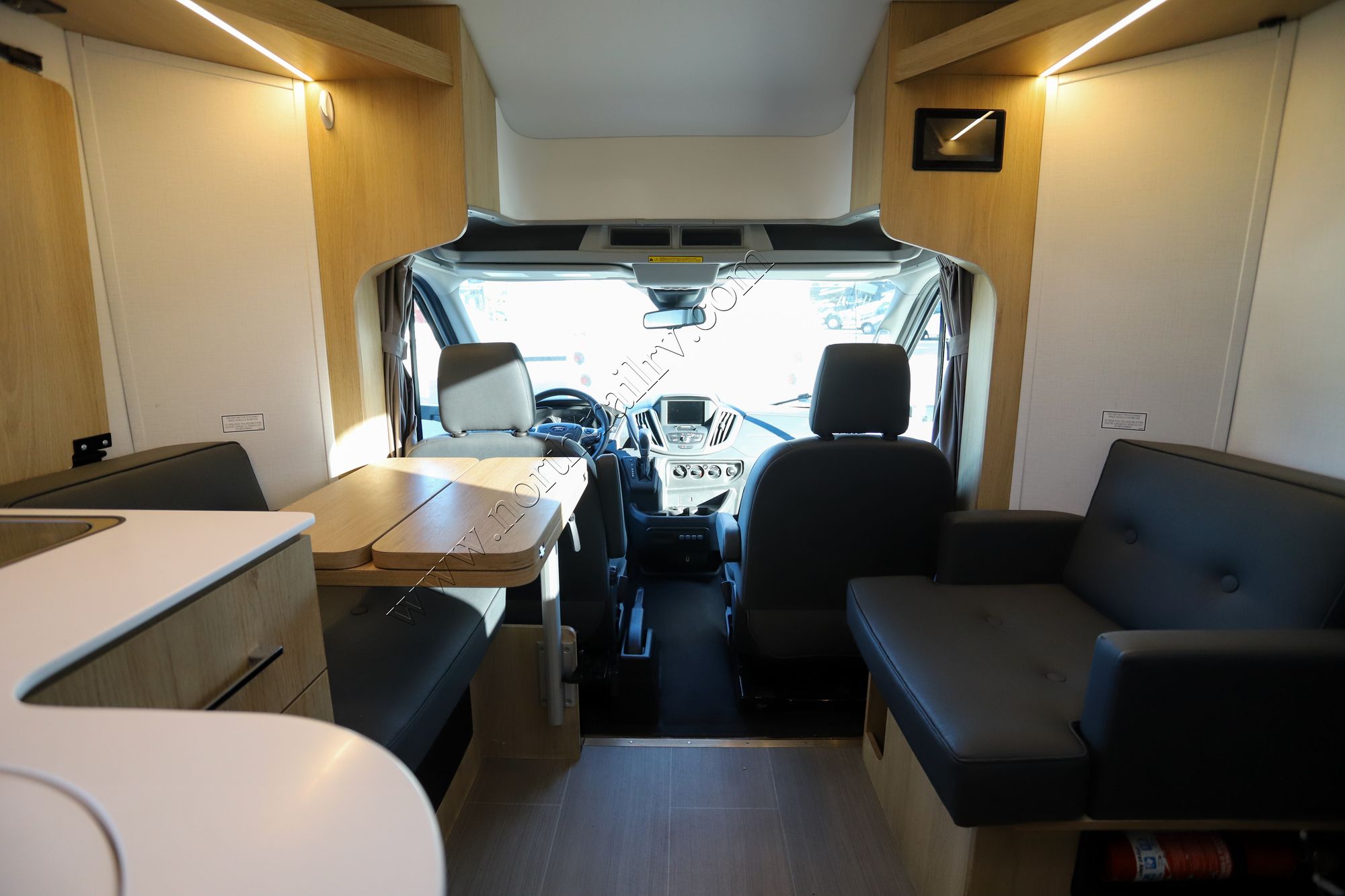 Used 2019 Leisure Van Wonder 24RTB Class B  For Sale