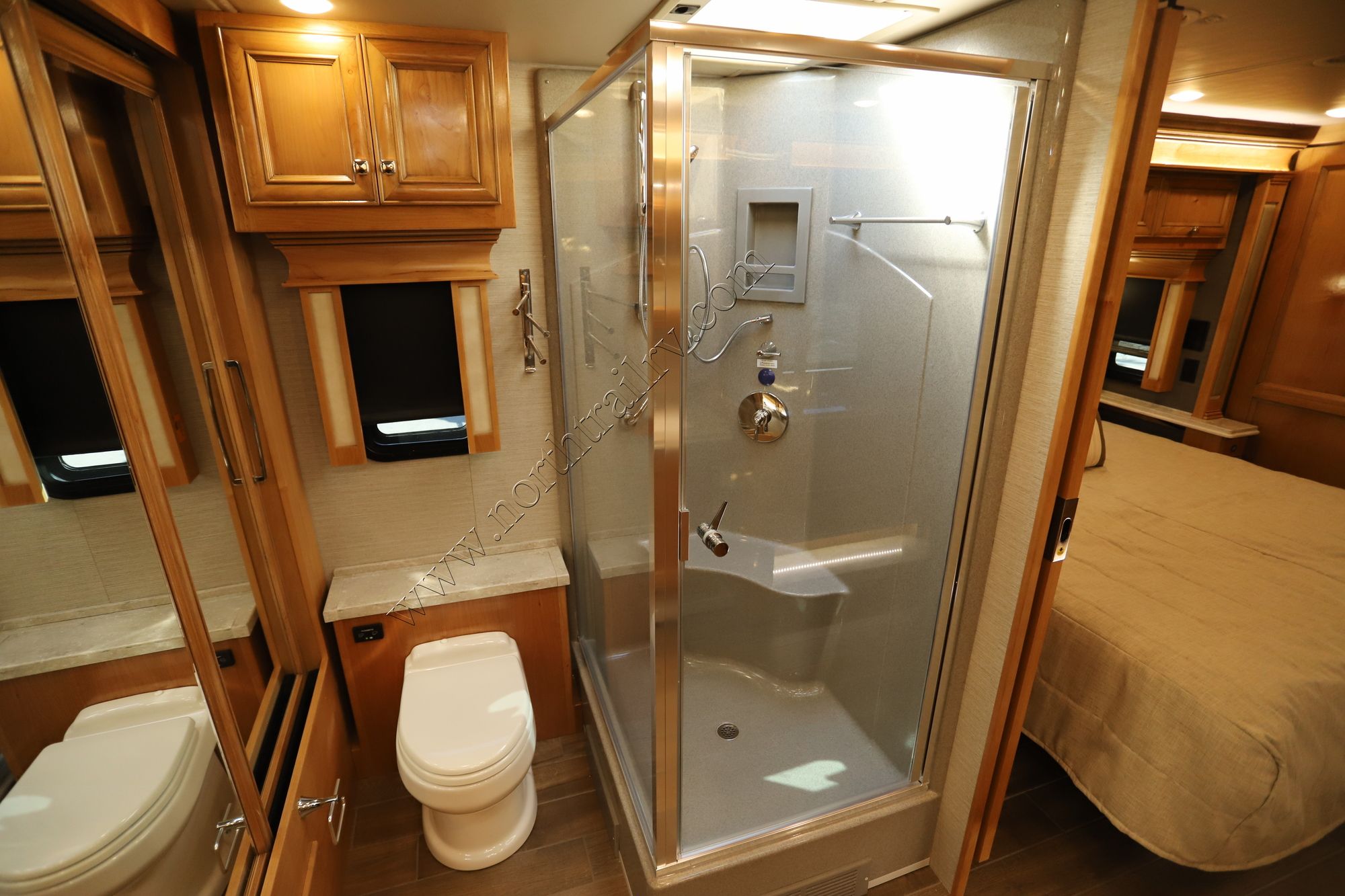 New 2022 Tiffin Motor Homes Phaeton 40IH Class A  For Sale