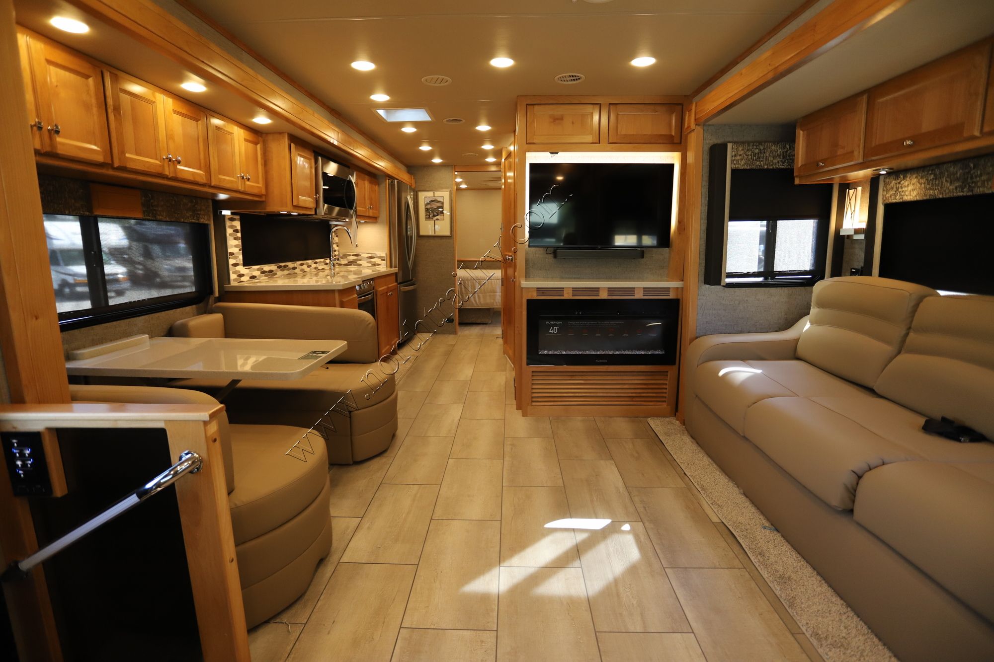 New 2022 Tiffin Motor Homes Allegro 34PA Class A  For Sale