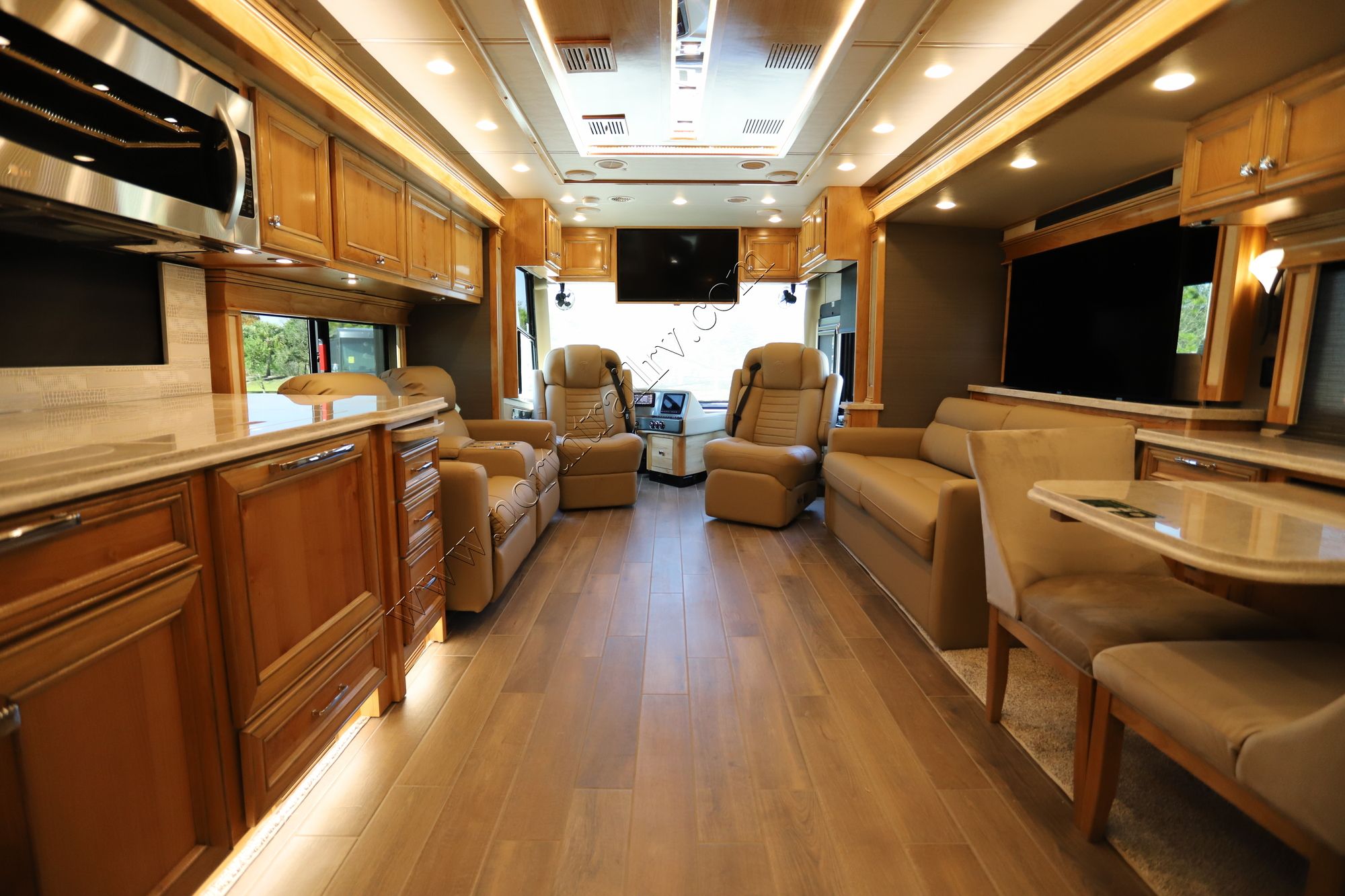 New 2022 Tiffin Motor Homes Phaeton 40IH Class A  For Sale