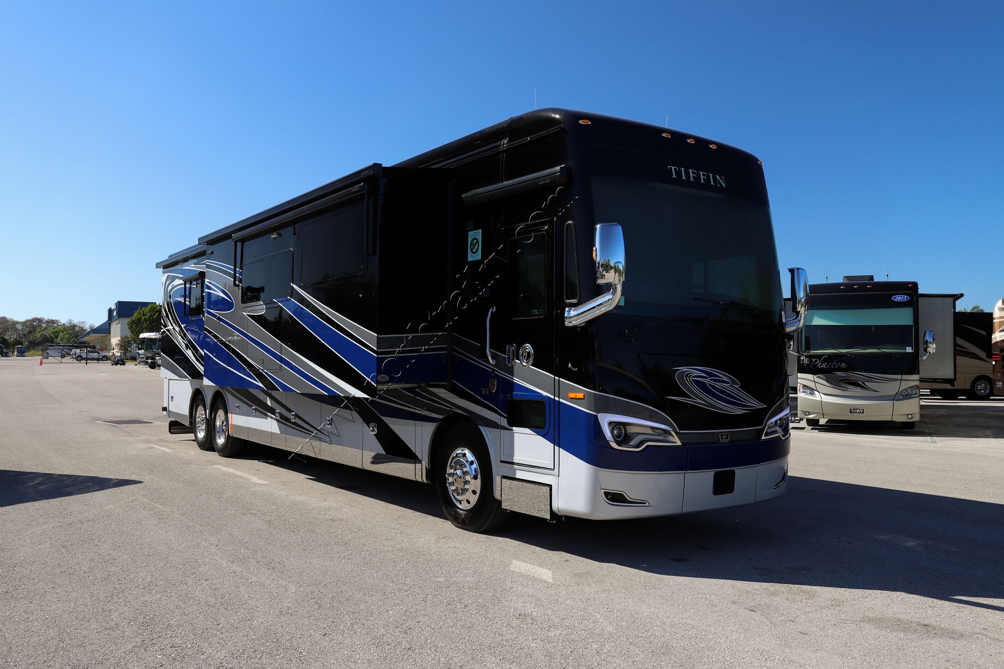 New 2022 Tiffin Motor Homes Allegro Bus 45OPP Class A  For Sale