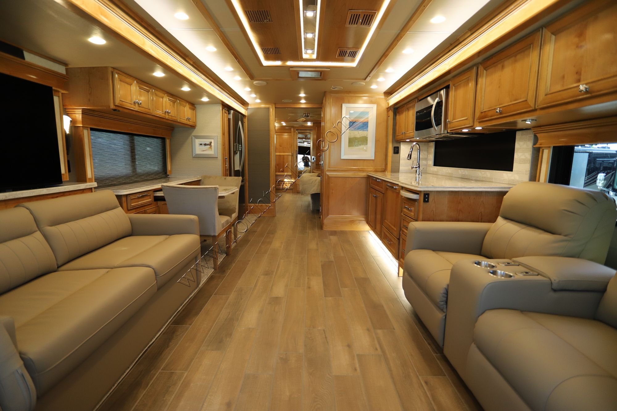 New 2022 Tiffin Motor Homes Phaeton 40IH Class A  For Sale