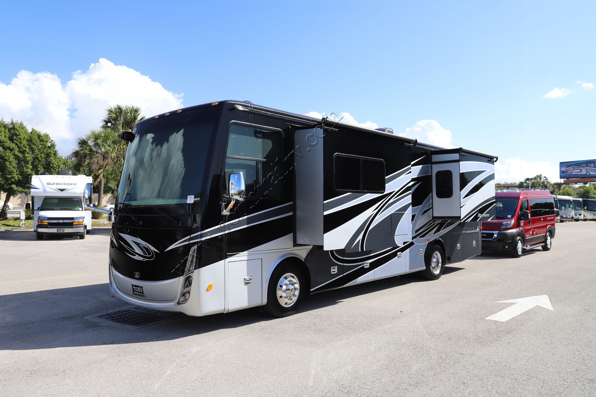 Used 2018 Tiffin Motor Homes Breeze 33BR Class A  For Sale