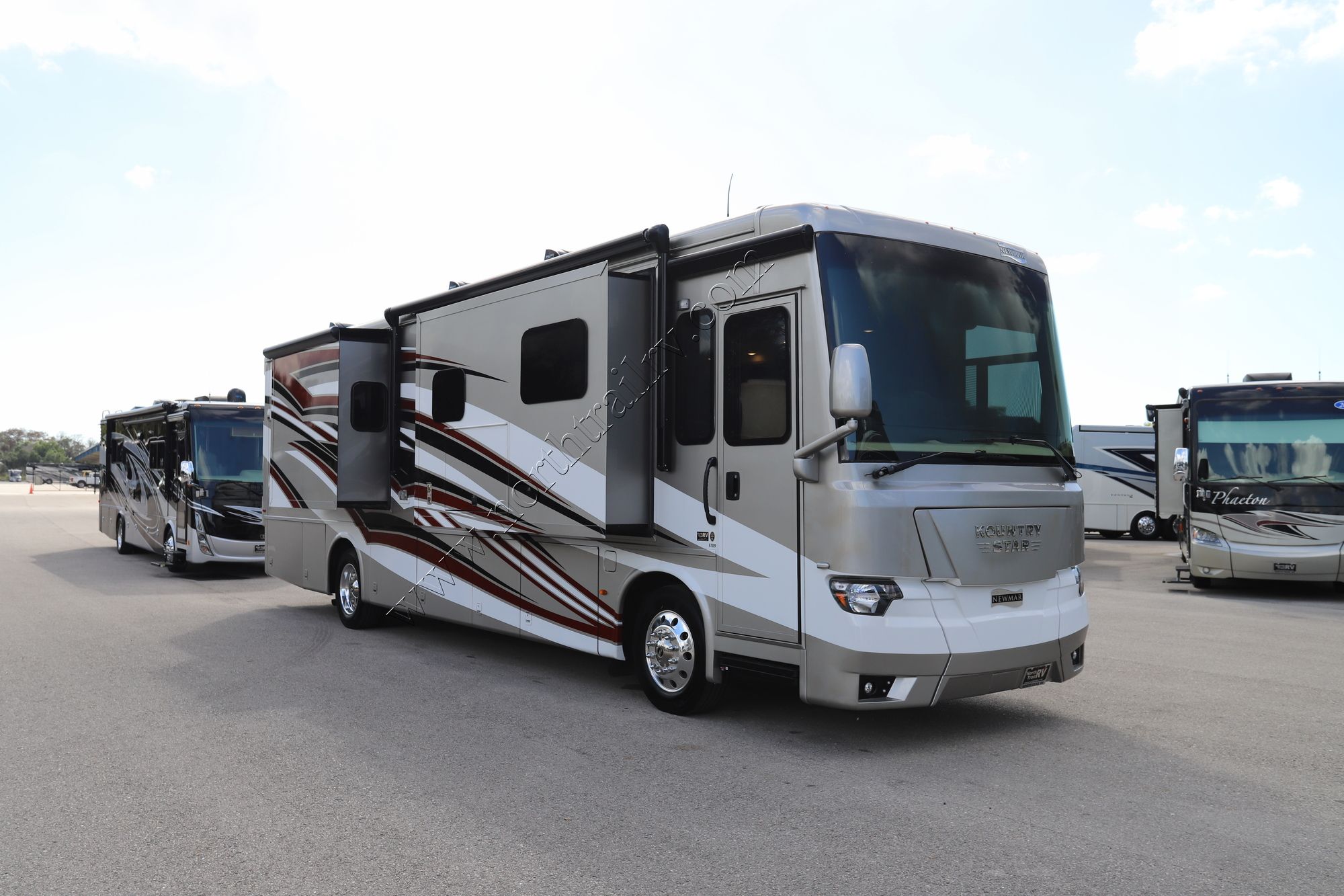 Used 2022 Newmar Kountry Star 3709 Class A  For Sale