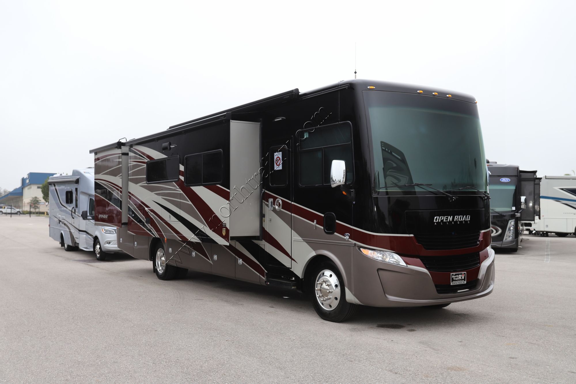 New 2022 Tiffin Motor Homes Allegro 34PA Class A  For Sale