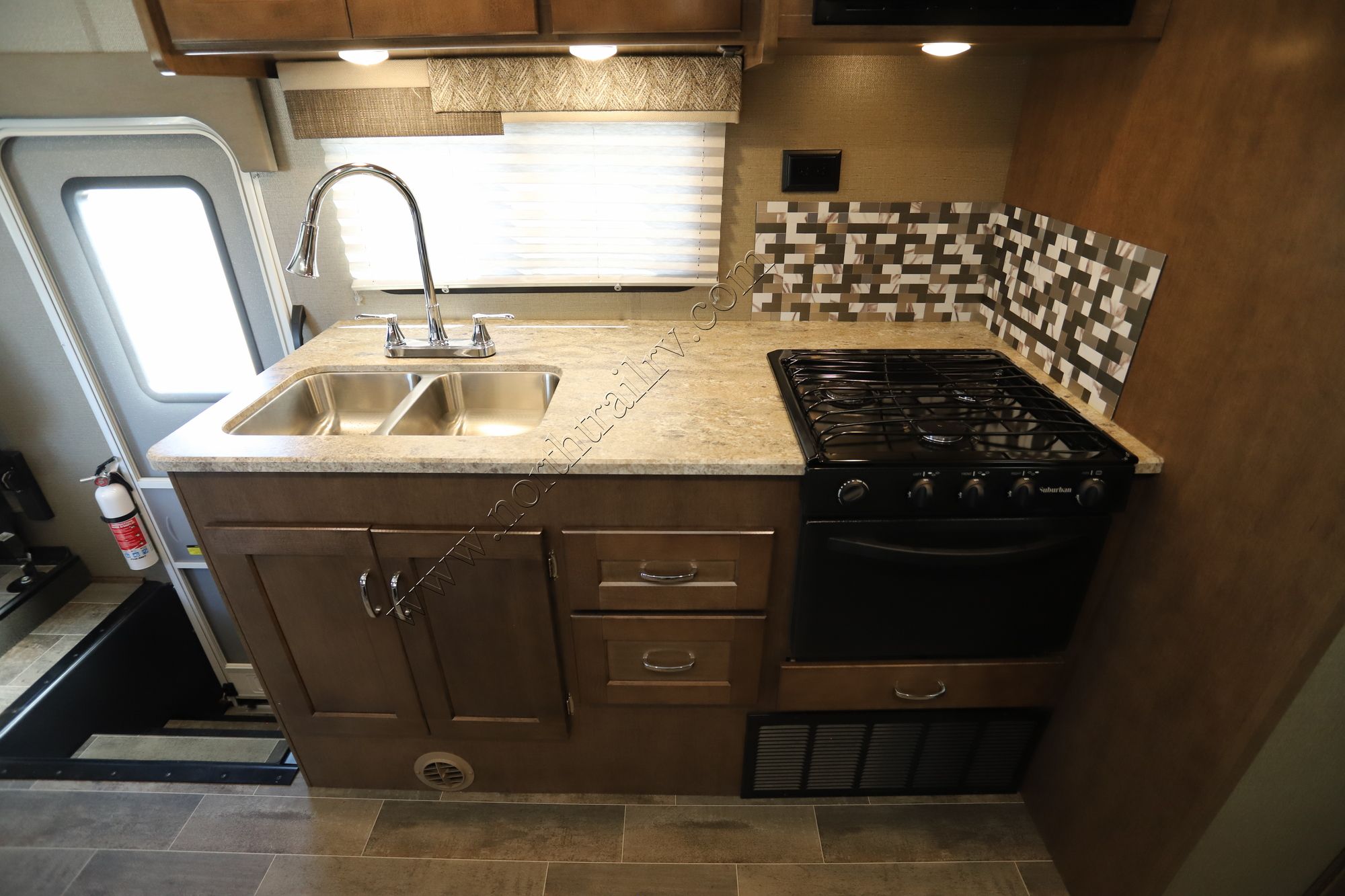 Used 2019 Winnebago Intent 26M Class A  For Sale