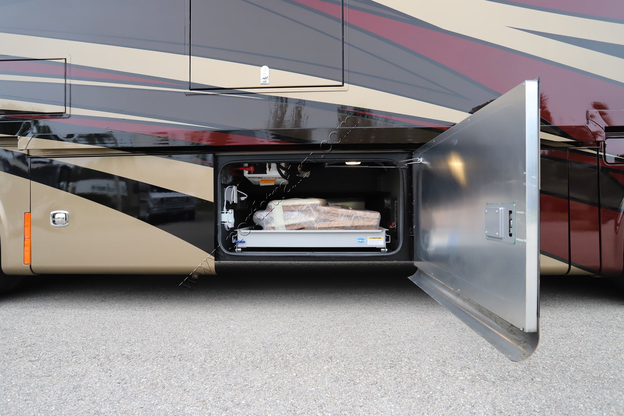 New 2022 Tiffin Motor Homes Allegro Red 33AA Class A  For Sale