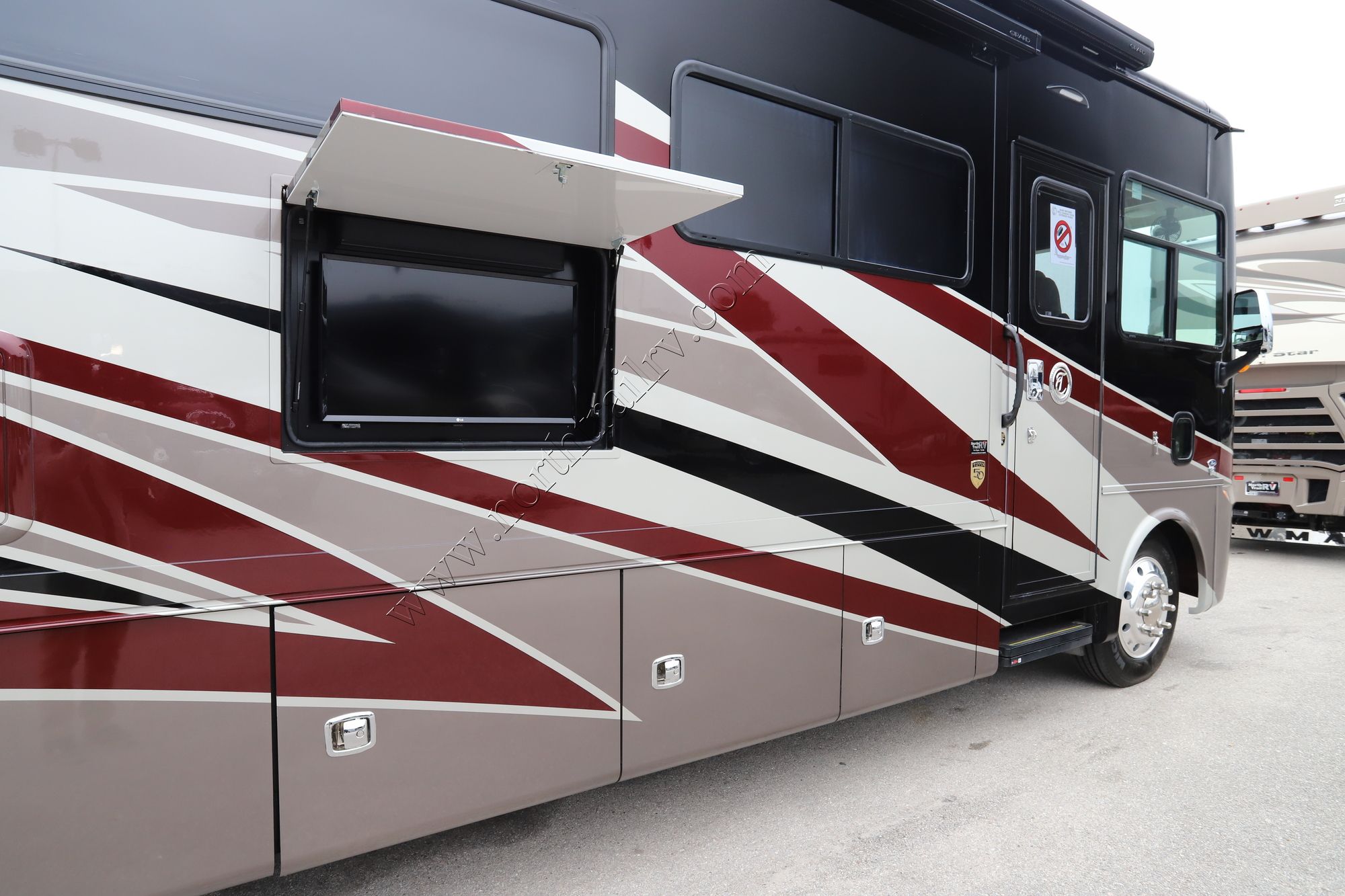 New 2022 Tiffin Motor Homes Allegro 34PA Class A  For Sale
