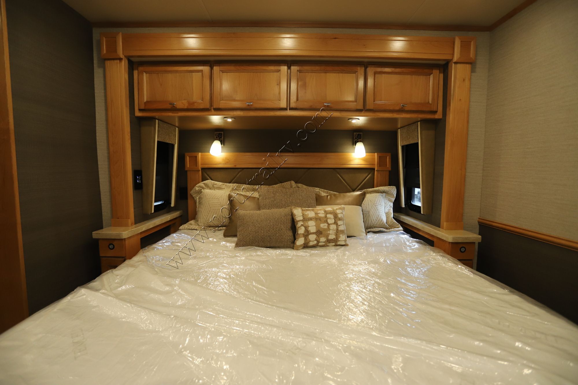 New 2022 Tiffin Motor Homes Allegro 34PA Class A  For Sale