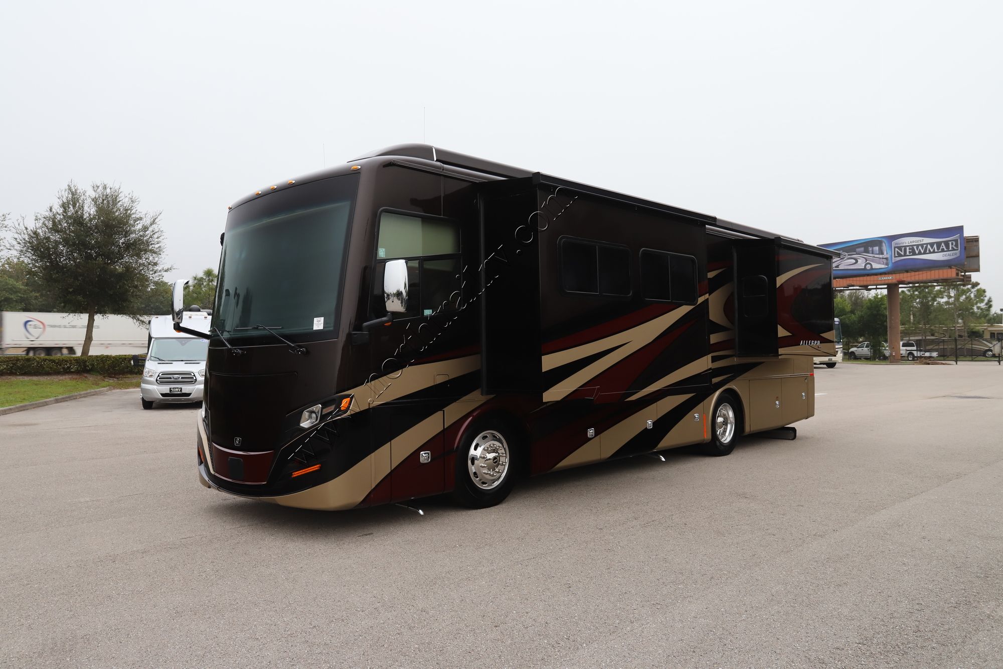 New 2022 Tiffin Motor Homes Allegro Red 33AA Class A  For Sale