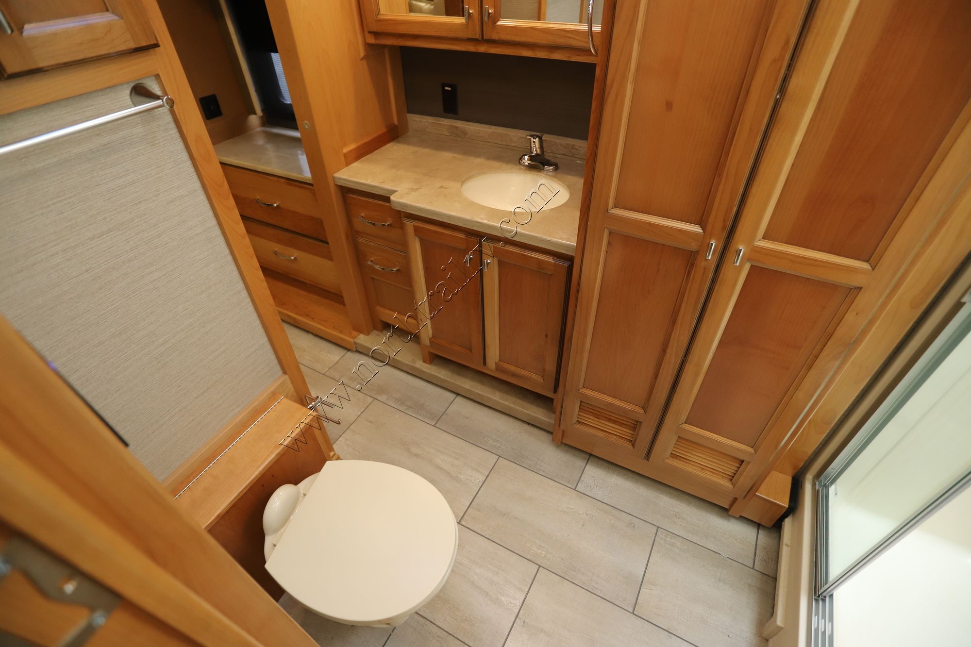 New 2022 Tiffin Motor Homes Allegro 34PA Class A  For Sale