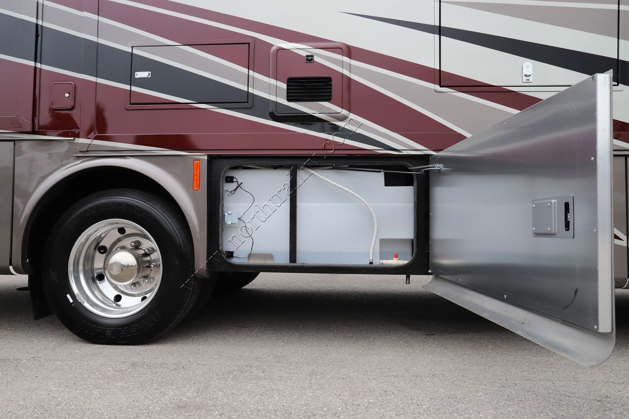 New 2022 Tiffin Motor Homes Allegro 34PA Class A  For Sale