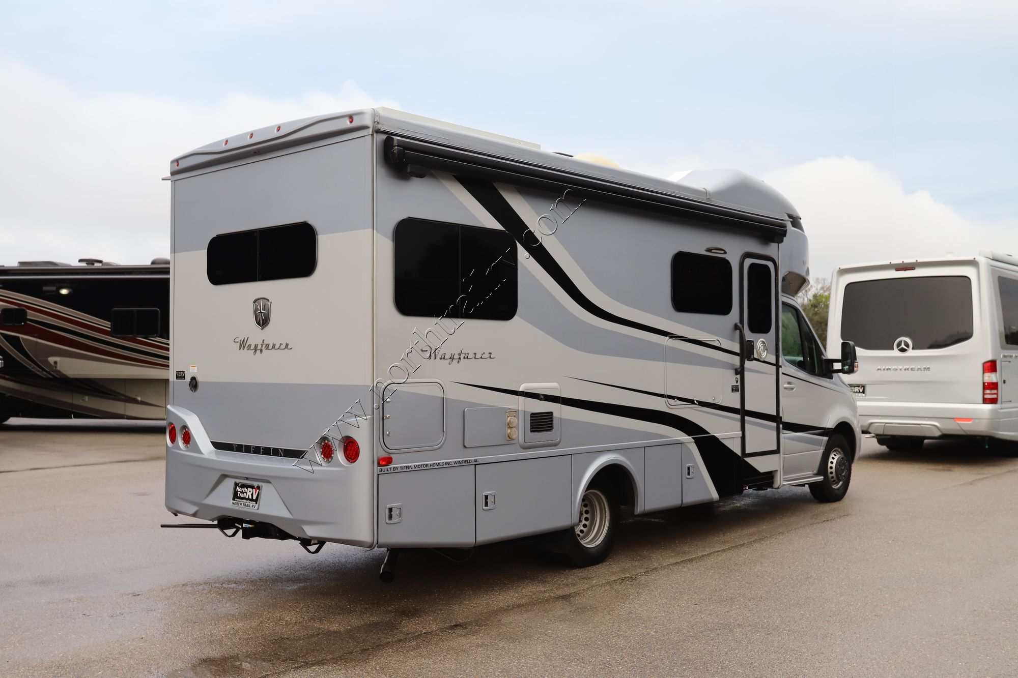 Used 2020 Tiffin Motor Homes Wayfarer 24TW Class C  For Sale