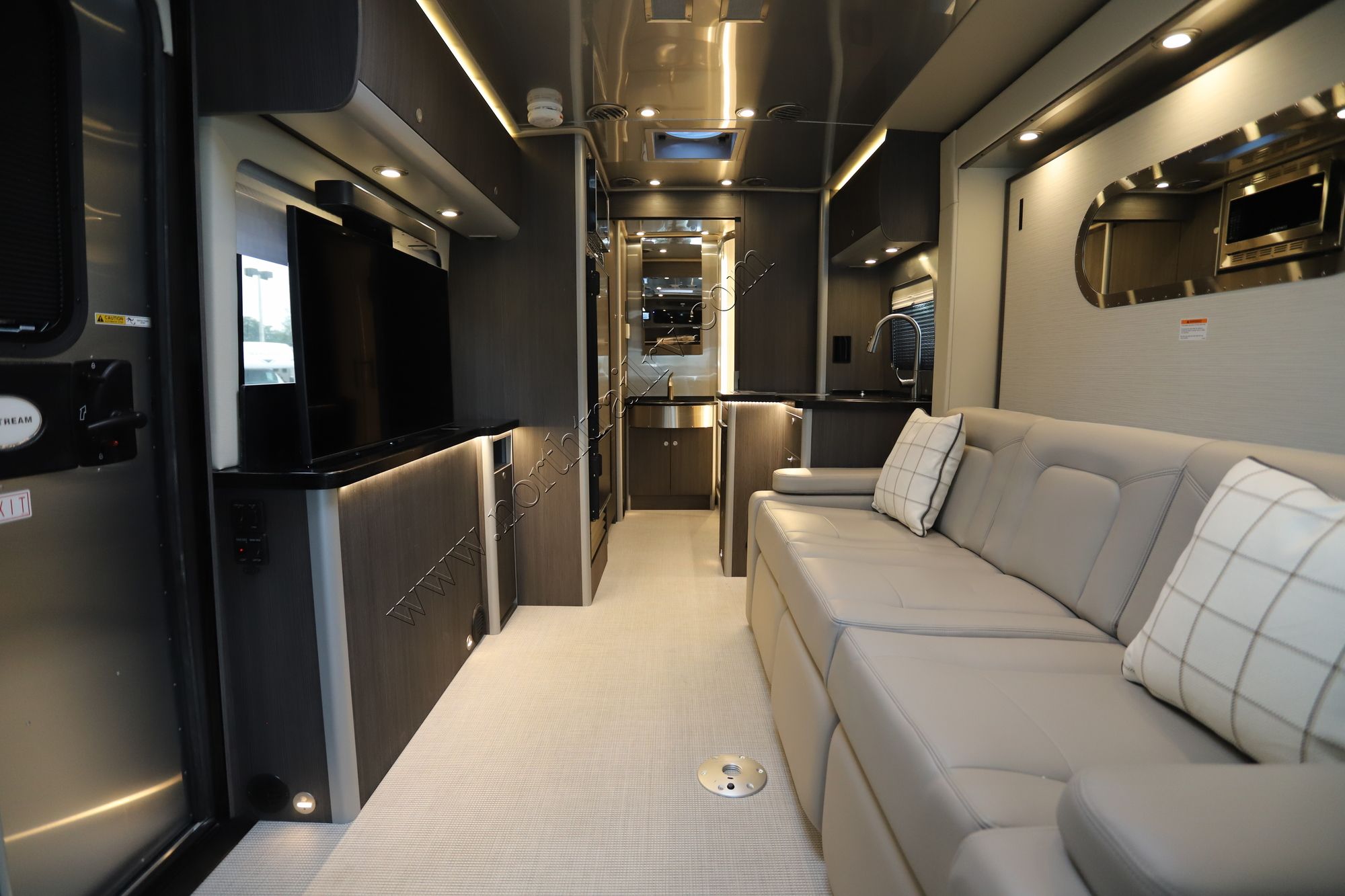 New 2022 Airstream Atlas MB Class C  For Sale