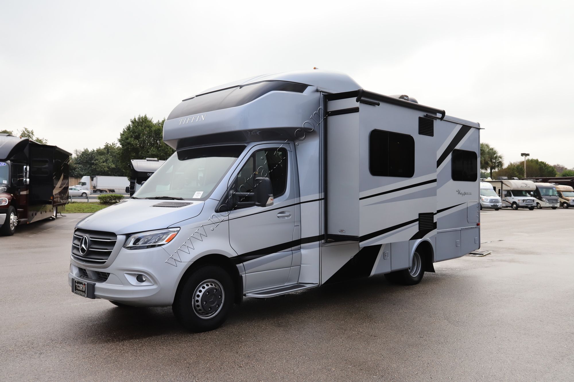 Used 2020 Tiffin Motor Homes Wayfarer 24TW Class C  For Sale