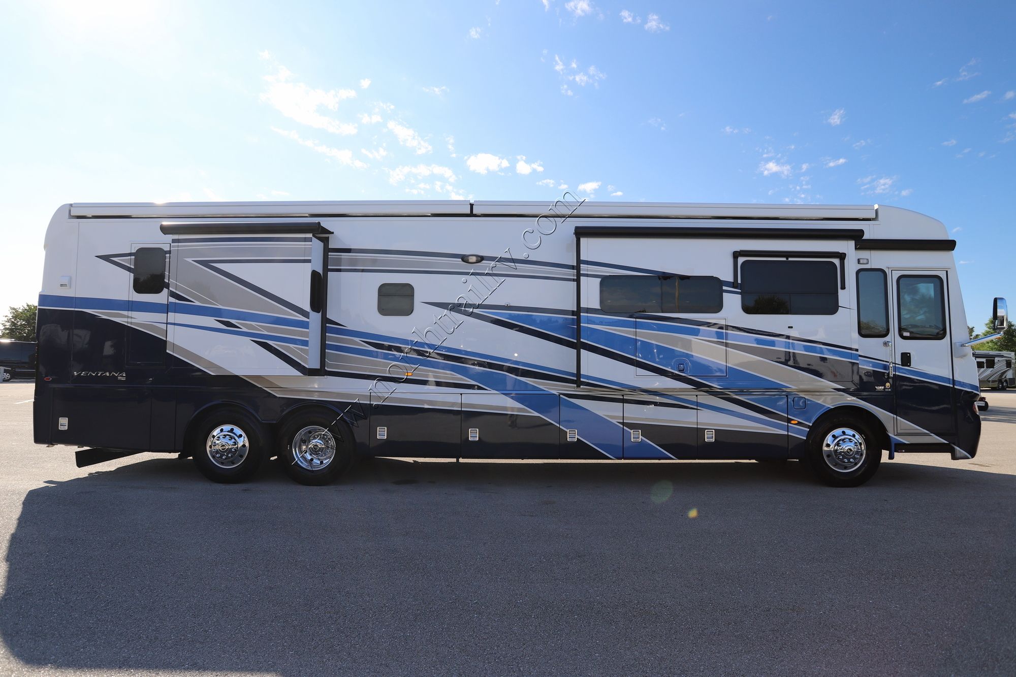 New 2022 Newmar Ventana 4310 Class A  For Sale