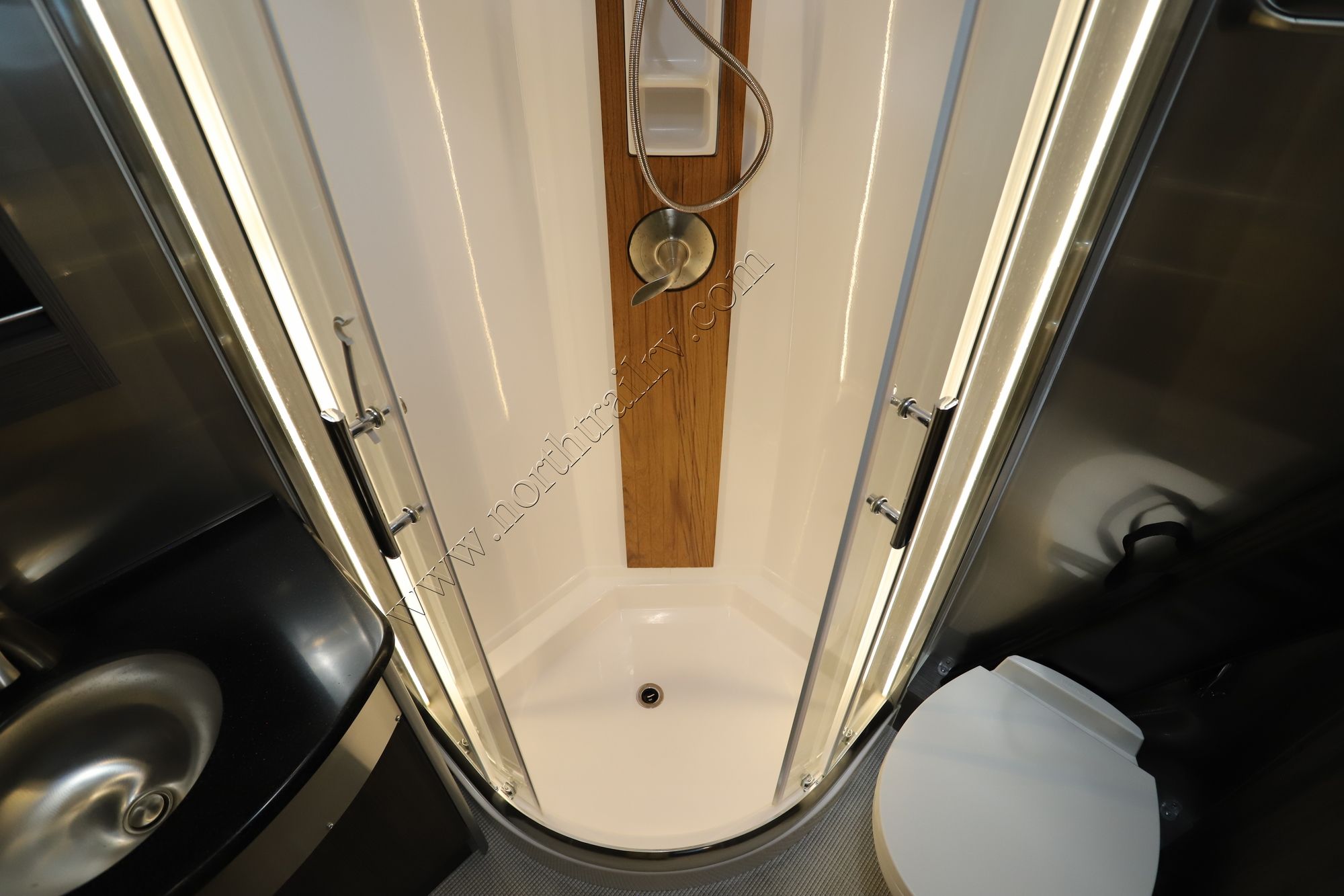 New 2022 Airstream Atlas MB Class C  For Sale