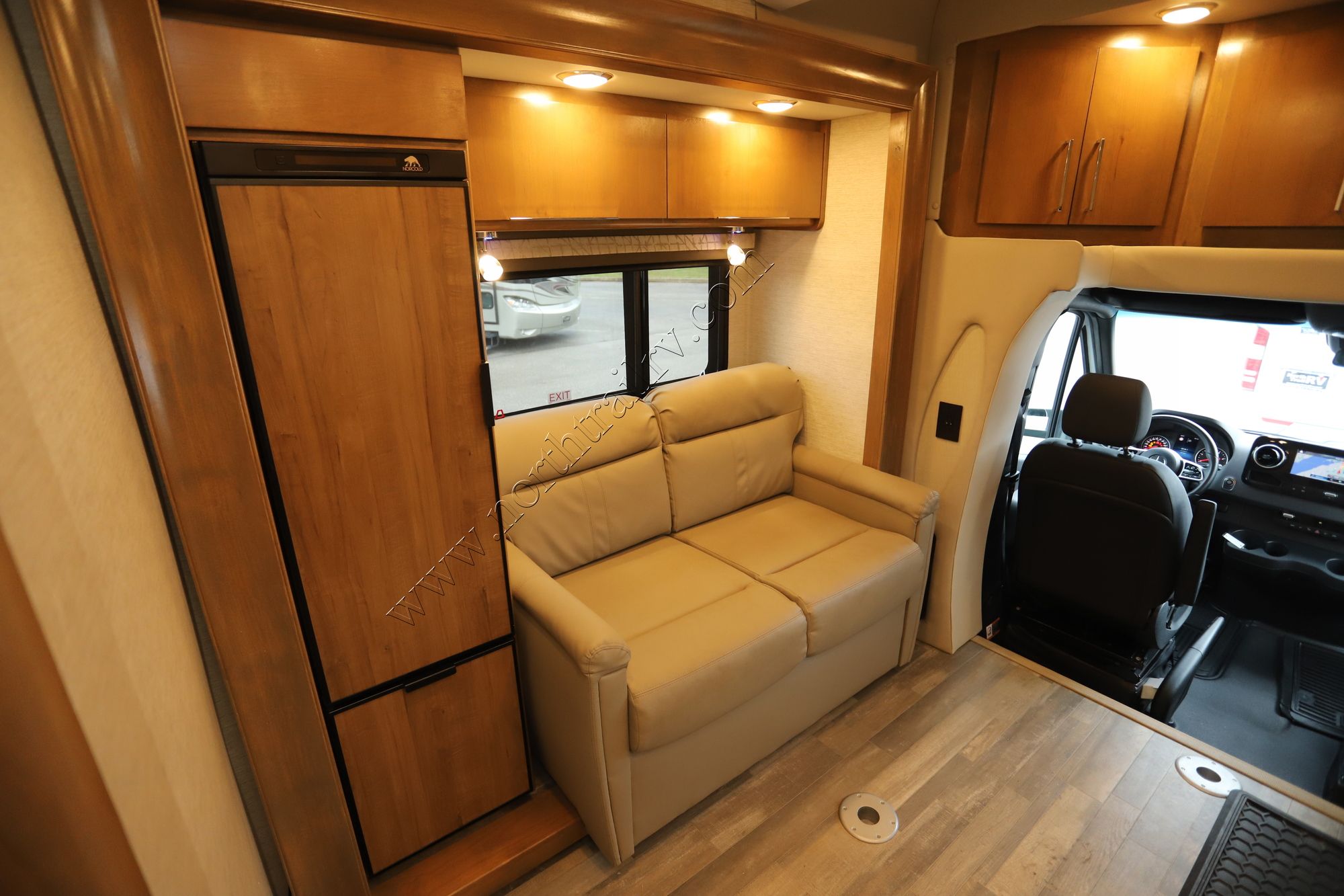 Used 2020 Tiffin Motor Homes Wayfarer 24TW Class C  For Sale