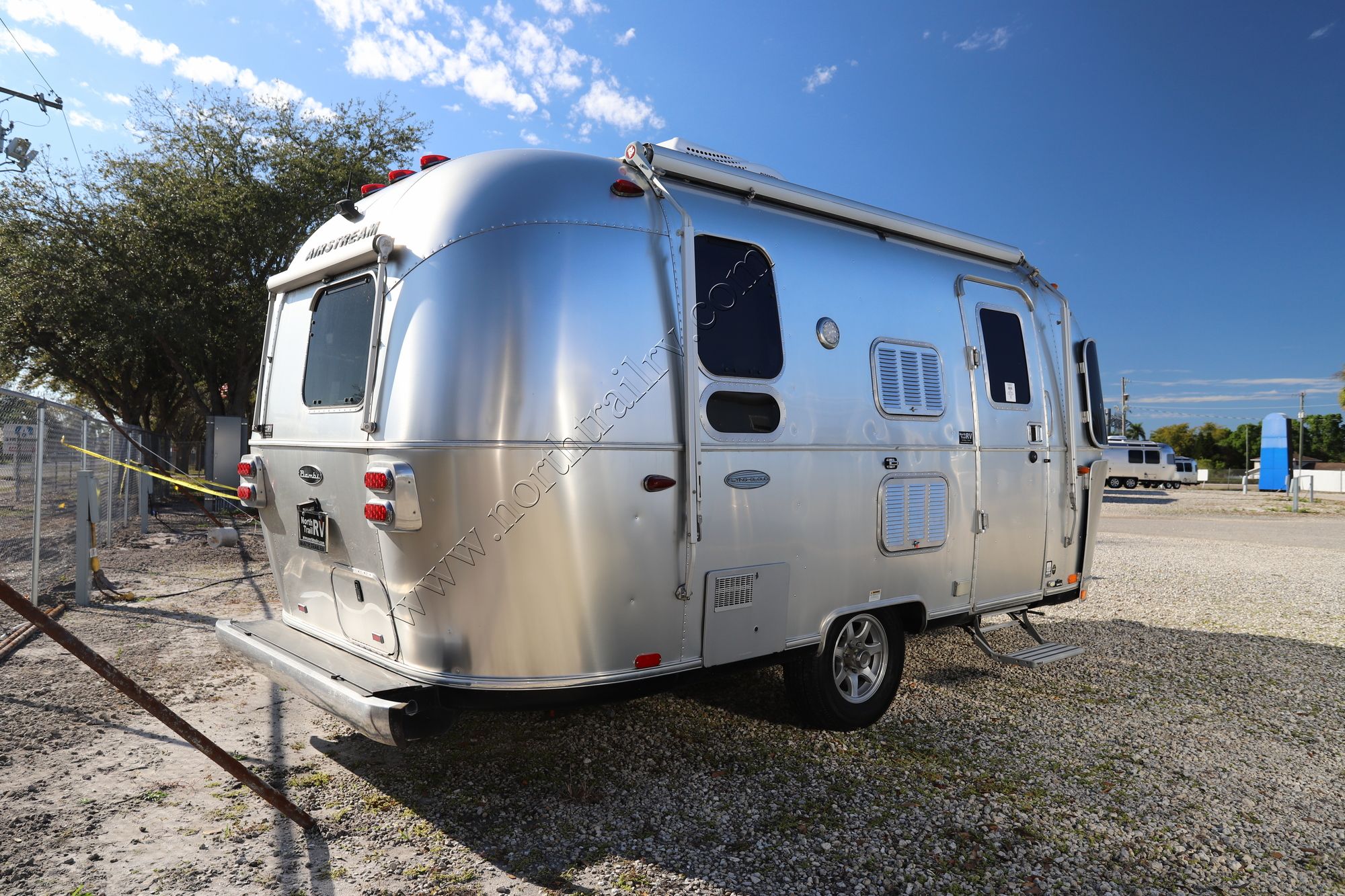 Used 2019 Airstream Flying Cloud 19CB Travel Trailer  For Sale