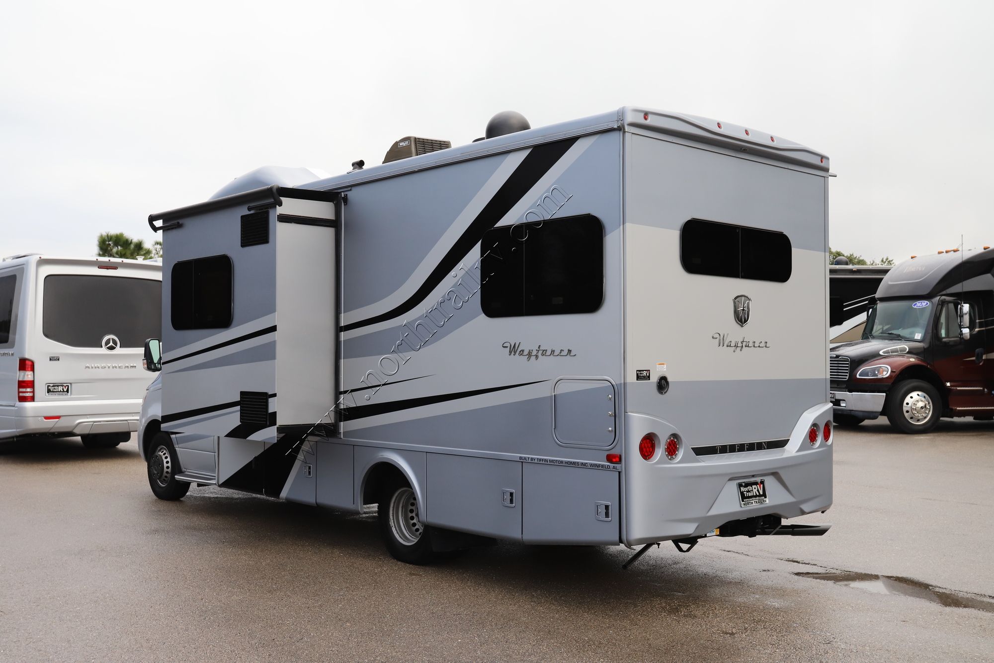 Used 2020 Tiffin Motor Homes Wayfarer 24TW Class C  For Sale