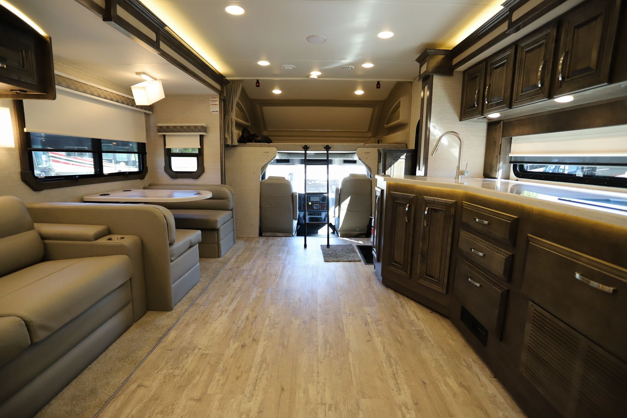 New 2022 Jayco Seneca 37L Super C  For Sale