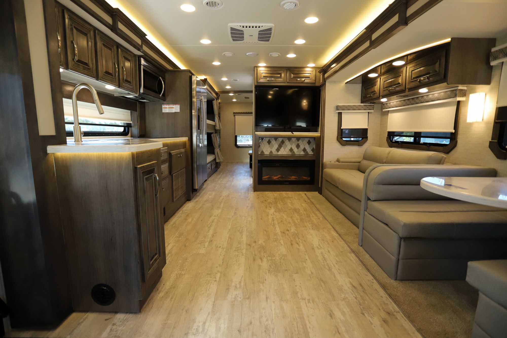 New 2022 Jayco Seneca 37L Super C  For Sale