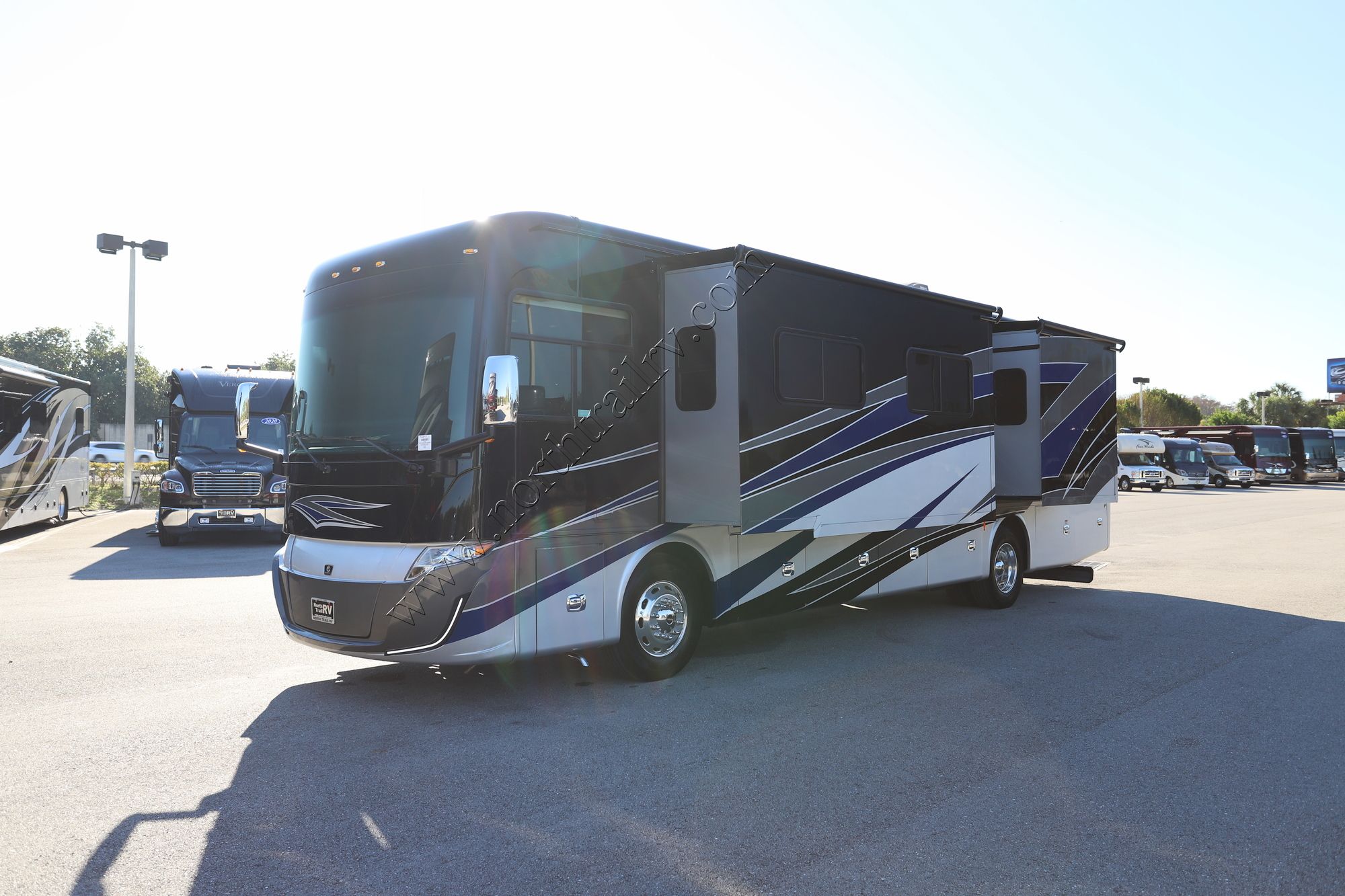 Used 2020 Tiffin Motor Homes Allegro Red 37BA Class A  For Sale